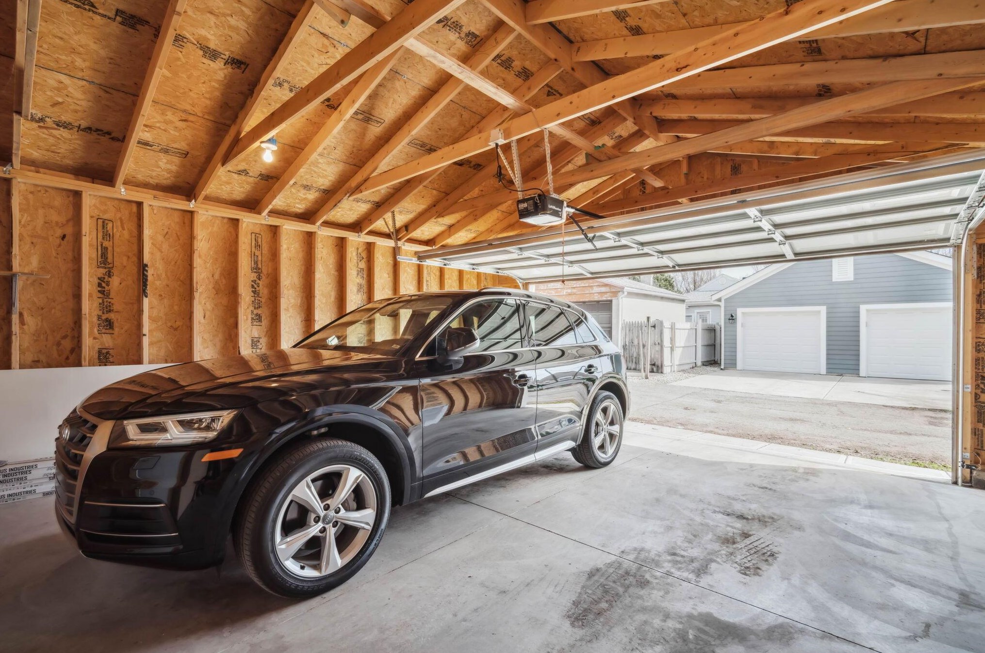 1002 Michigan Ave, Columbus OH  43201-3331 exterior