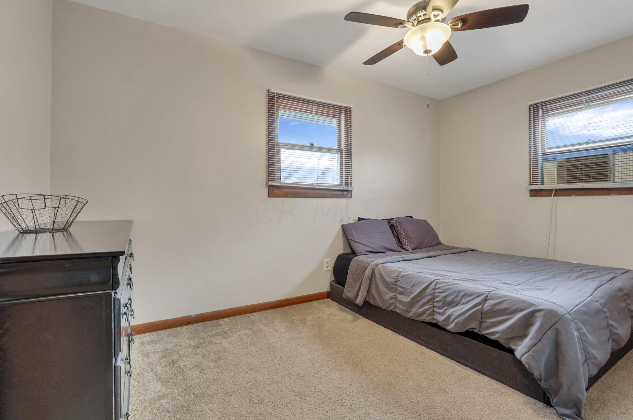 3744 Doney St, Columbus OH  43213-1717 exterior