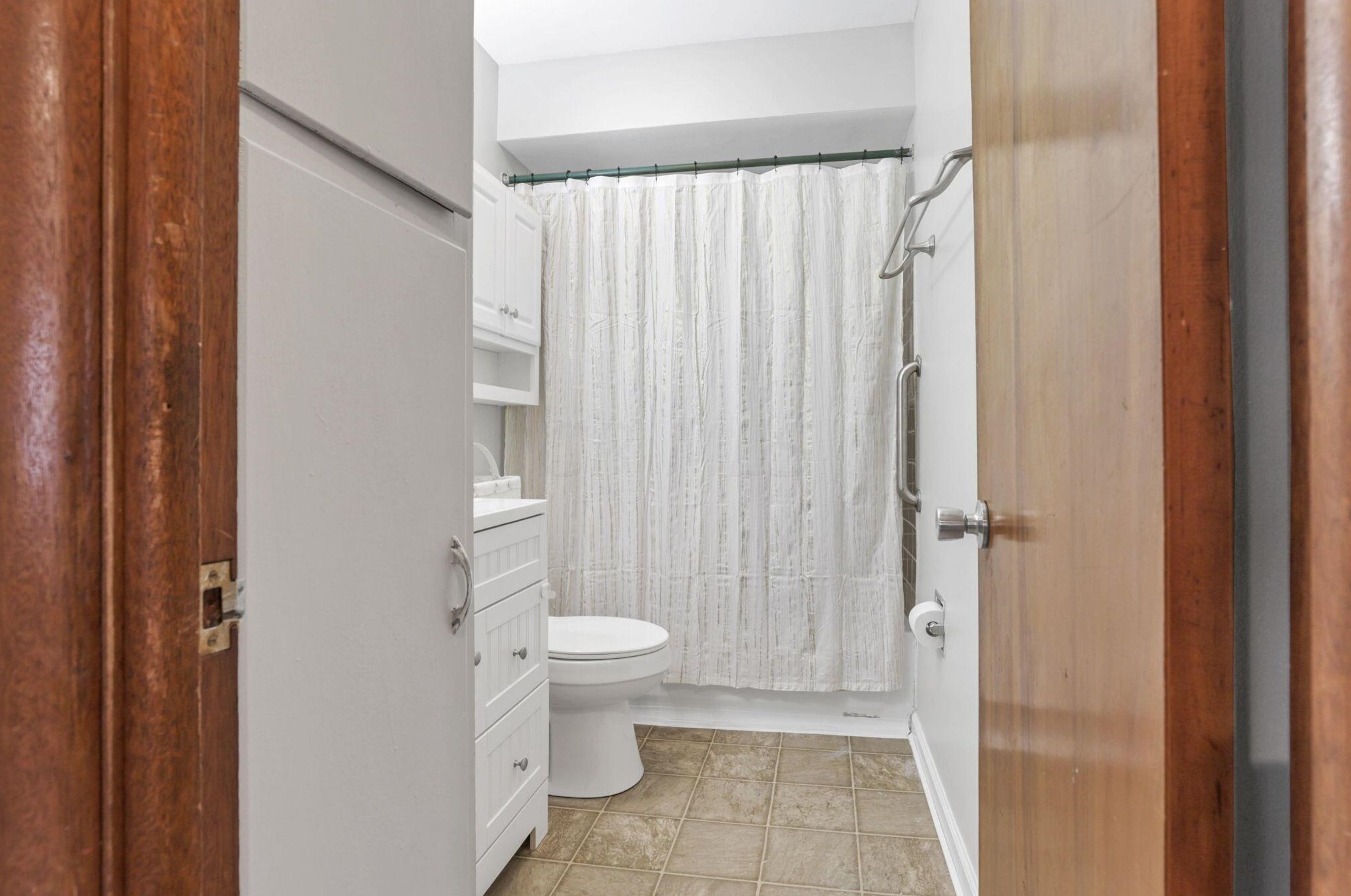 3744 Doney St, Columbus OH  43213-1717 exterior