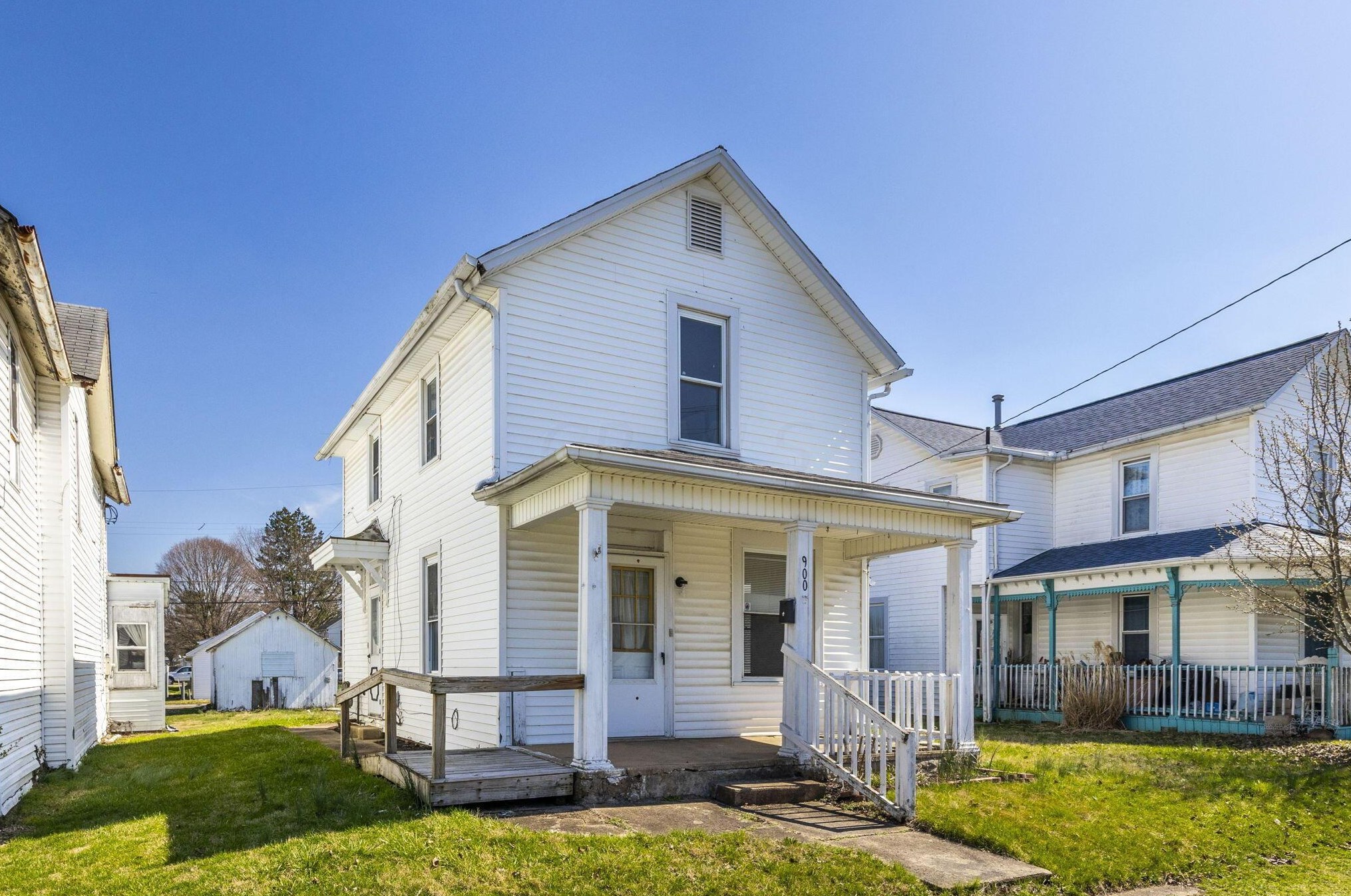 900 Broad St, Lancaster OH  43130-4624 exterior