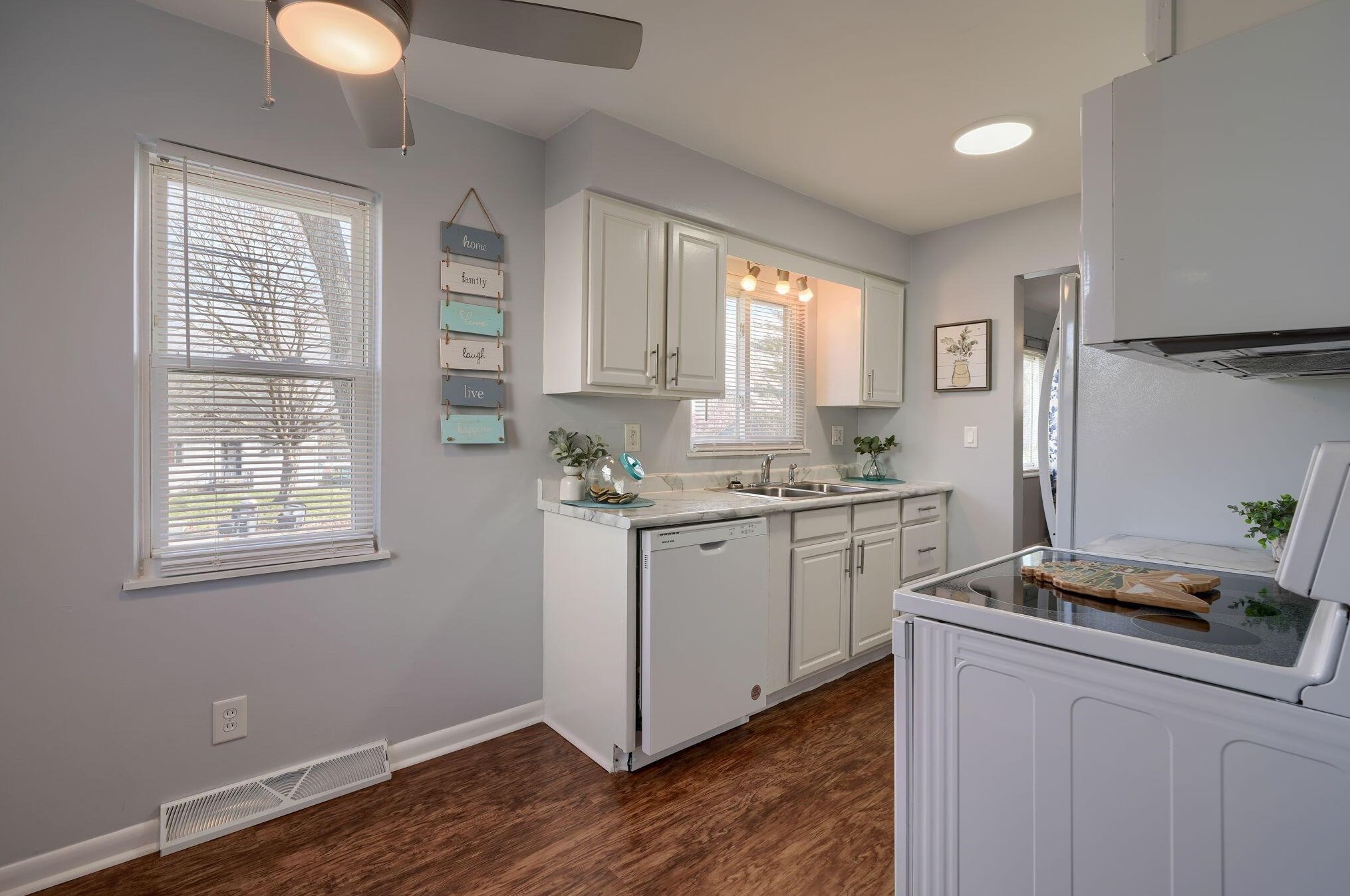 812 Spring St, Lancaster OH  43130-4753 exterior