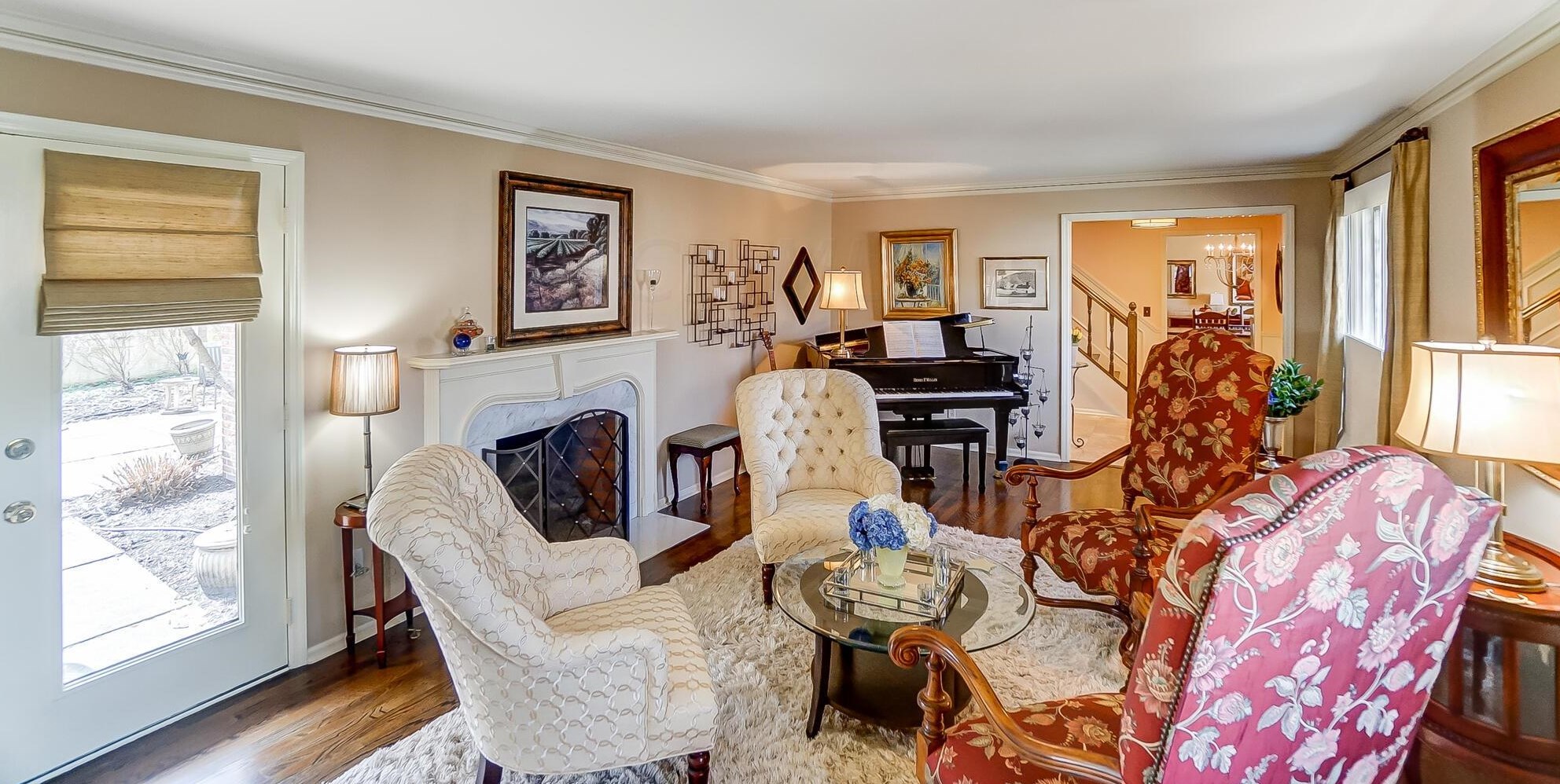 1385 Fountaine Dr, Columbus OH 43221-1523 exterior