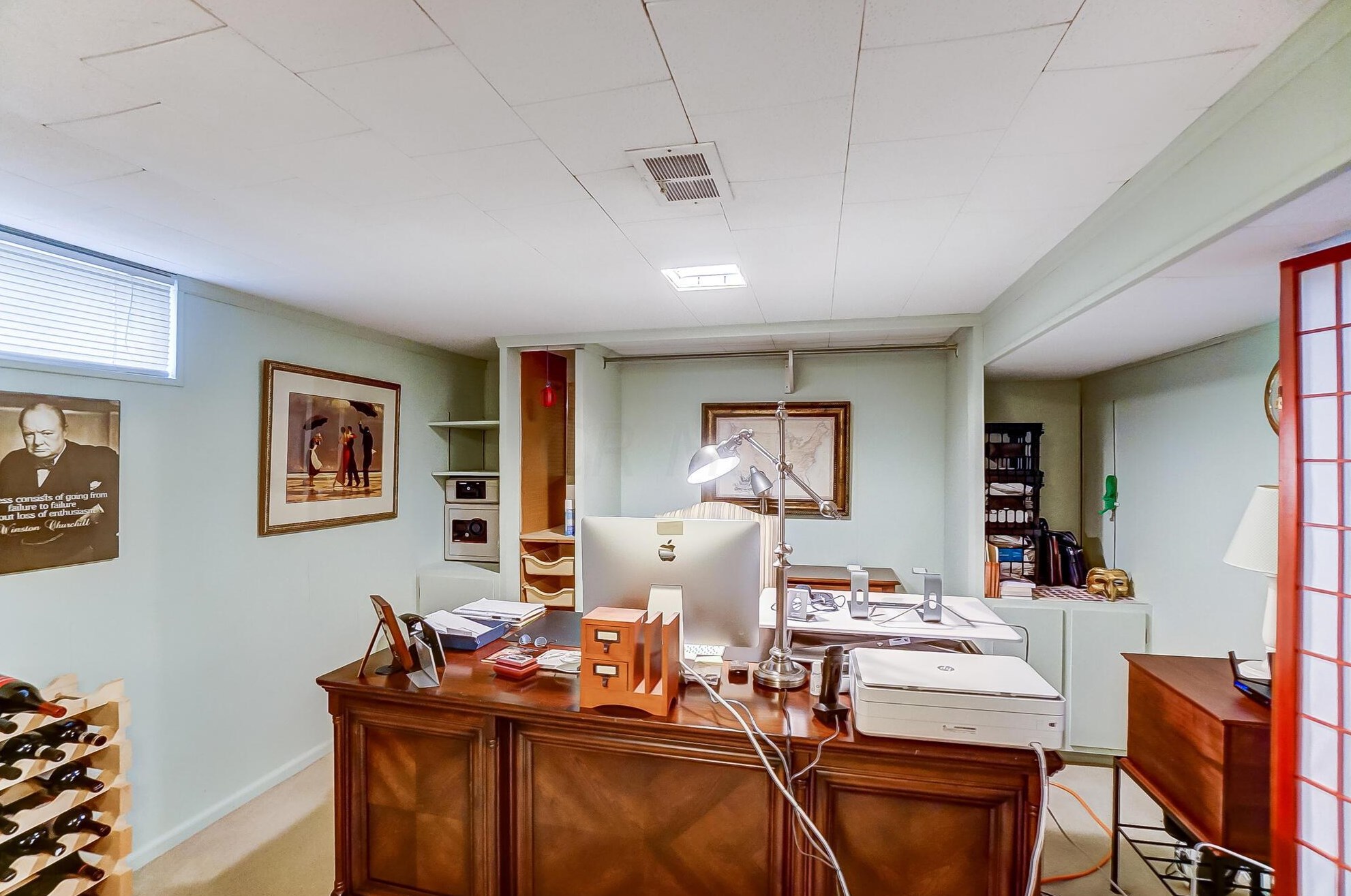 1385 Fountaine Dr, Columbus OH 43221-1523 exterior