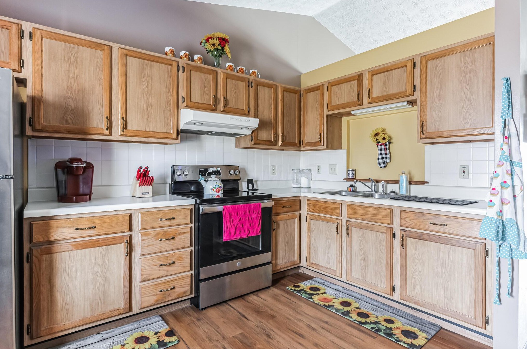 2543 Bridlewood Ct, Columbus OH  43207-8500 exterior