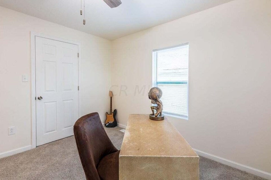 324 Ogden Ave, Columbus OH  43204-3147 exterior