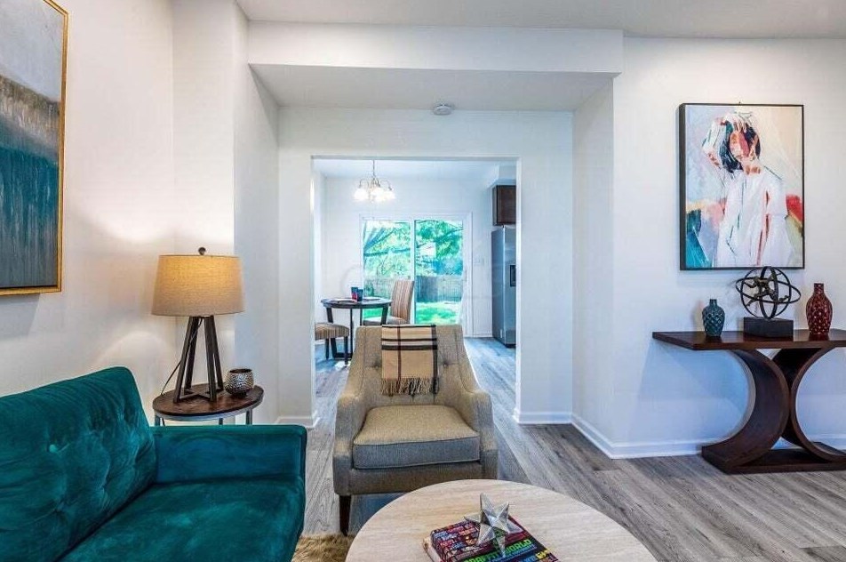 324 Ogden Ave, Columbus OH  43204-3147 exterior