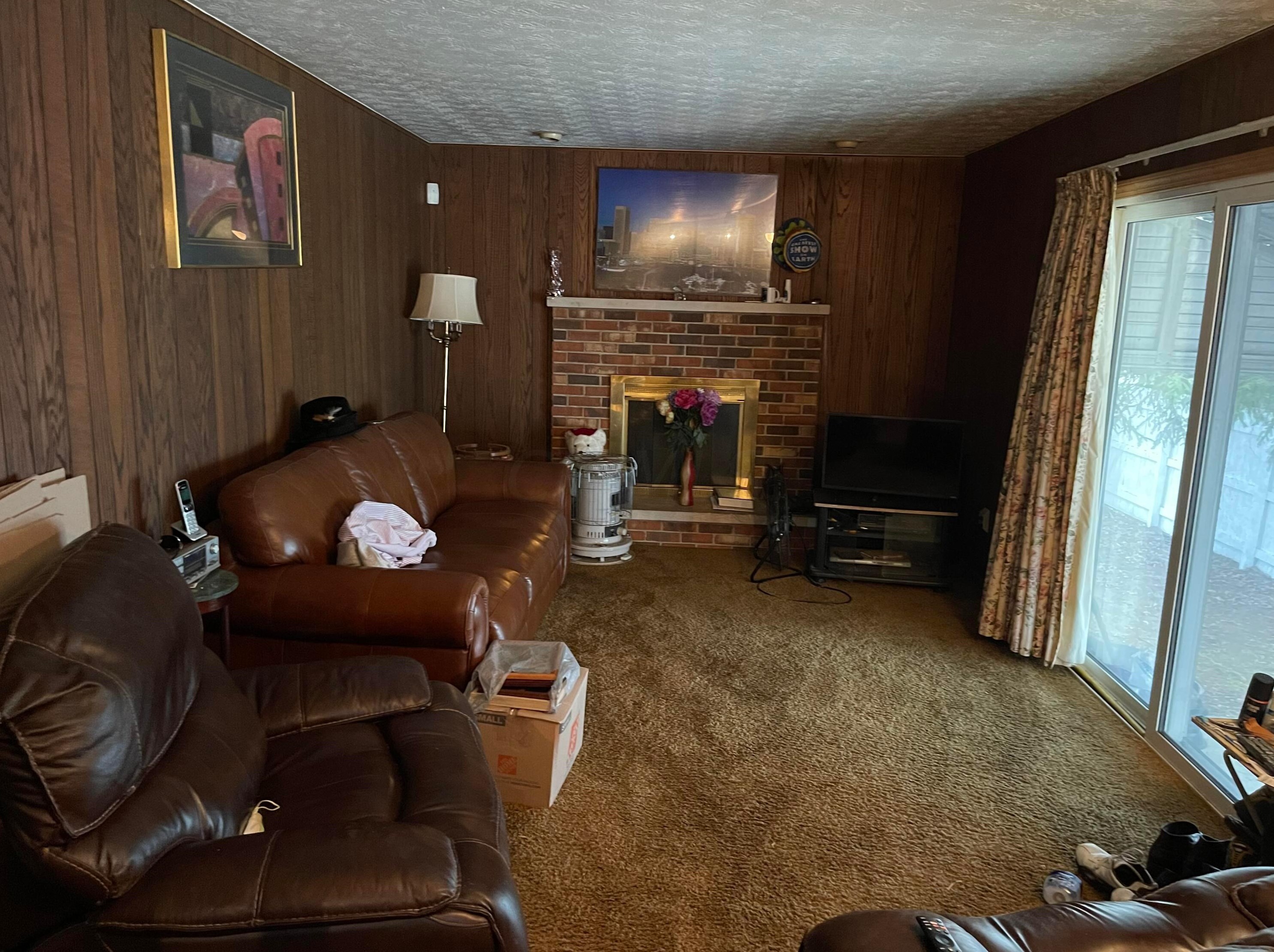 3187 Petzinger Rd, Columbus OH 43232-3914 exterior