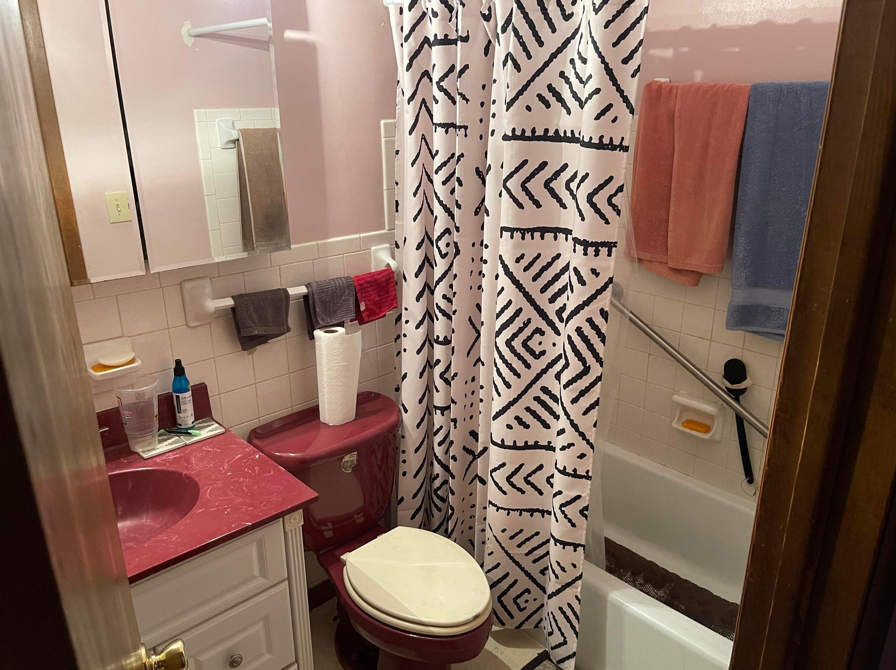 3187 Petzinger Rd, Columbus OH 43232-3914 exterior