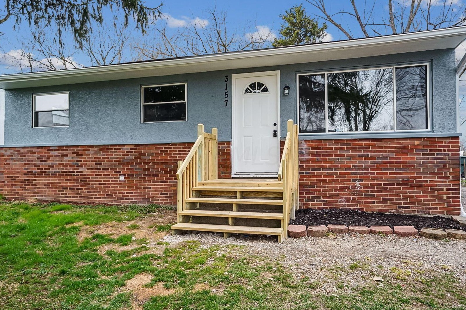 3157 Fairwood Ave, Columbus OH  43207-3250 exterior