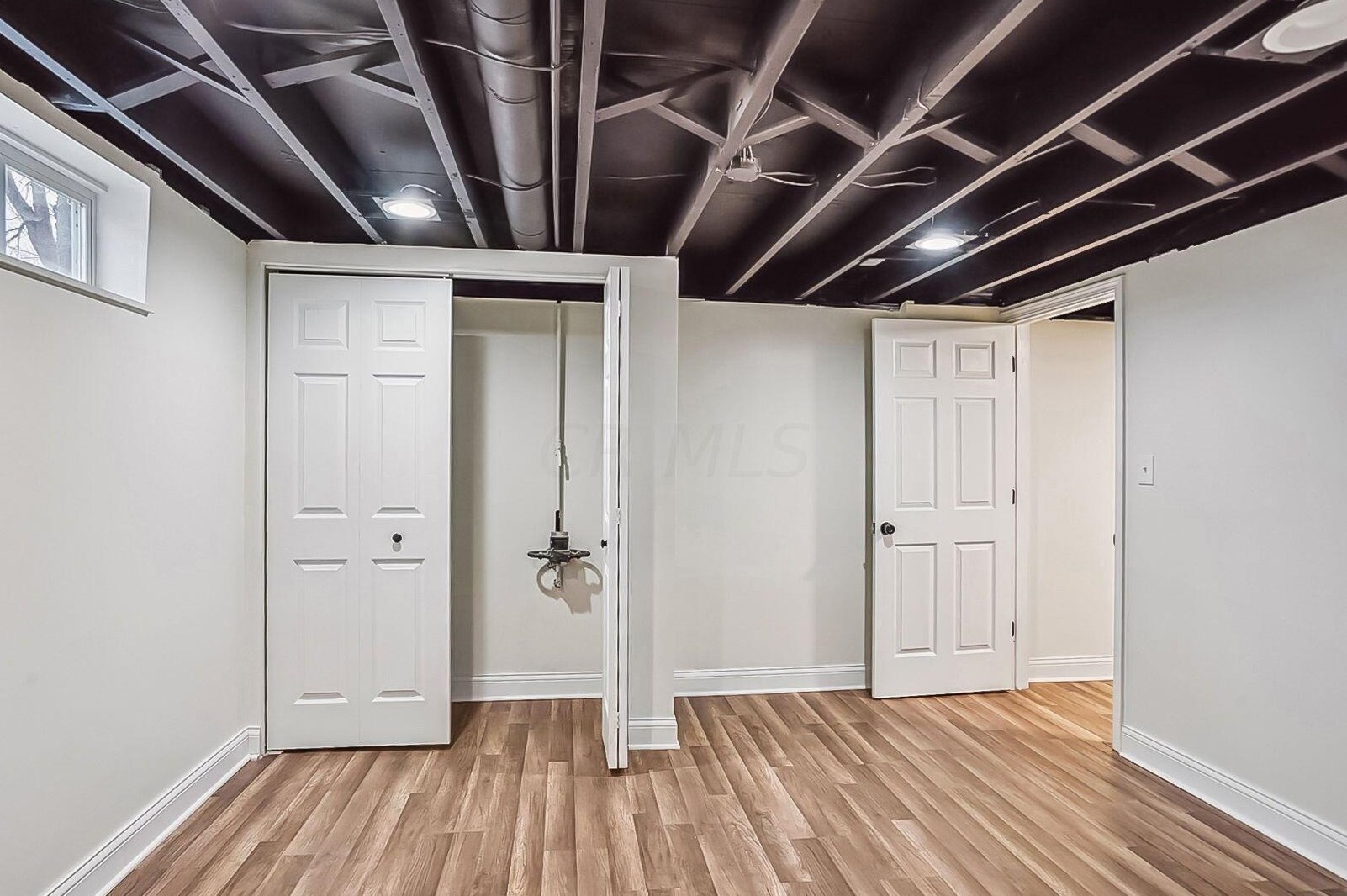 3157 Fairwood Ave, Columbus OH  43207-3250 exterior