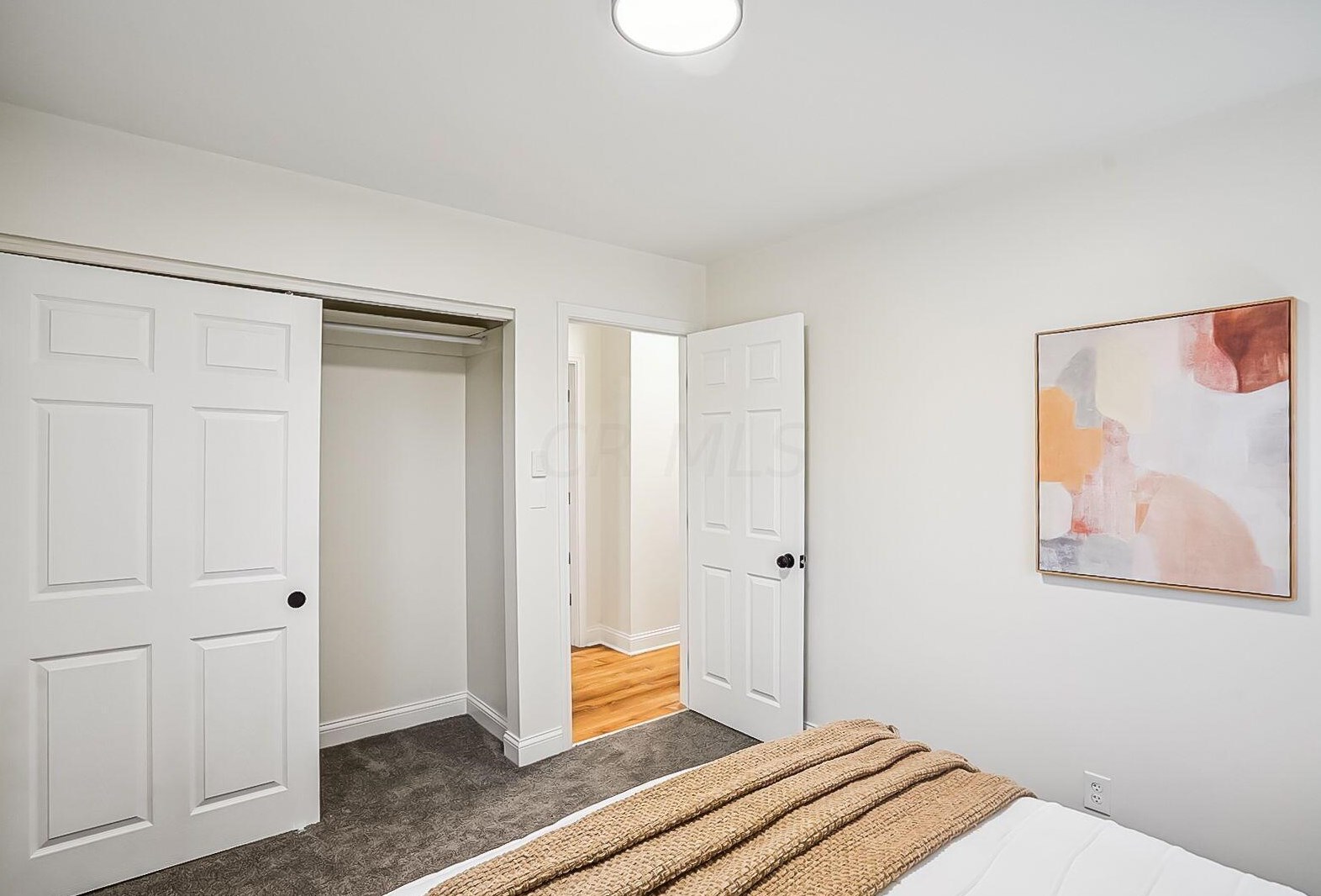 3157 Fairwood Ave, Columbus OH  43207-3250 exterior