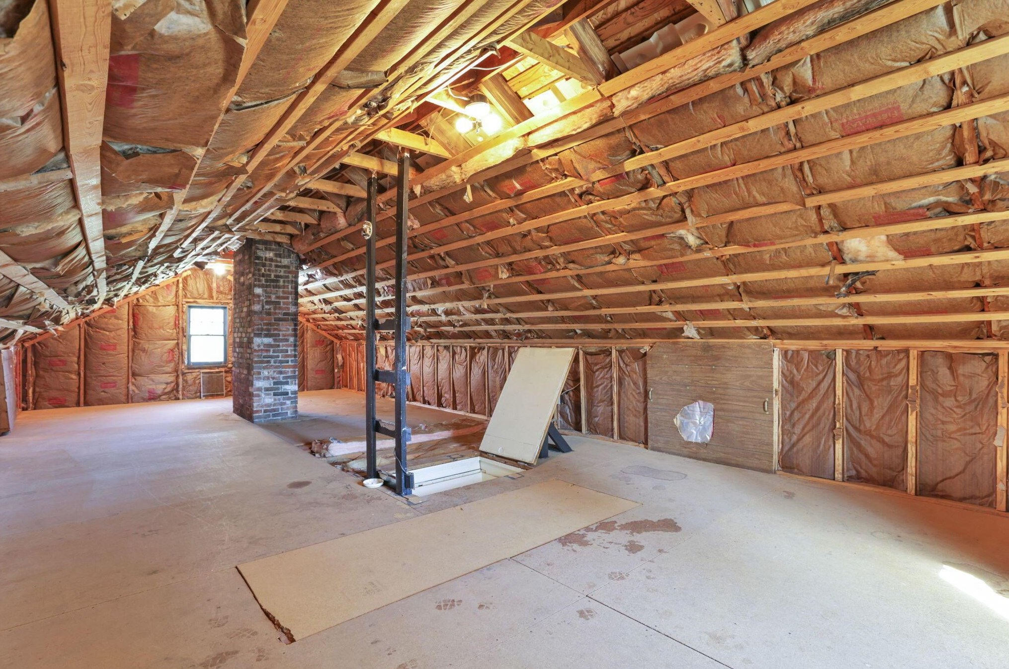 141 Park Rd, Columbus OH 43235-6429 exterior