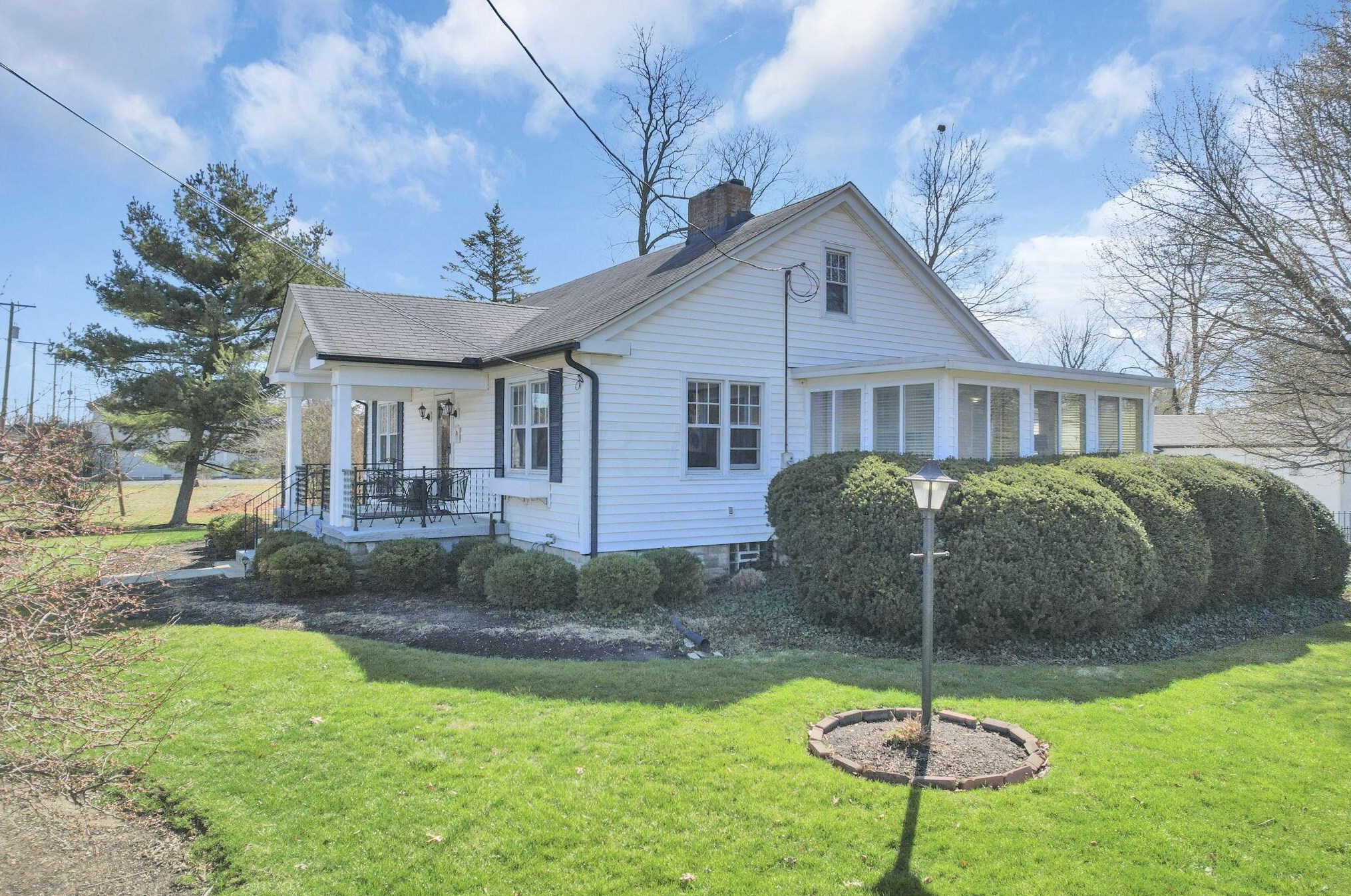 141 Park Rd, Columbus OH 43235-6429 exterior