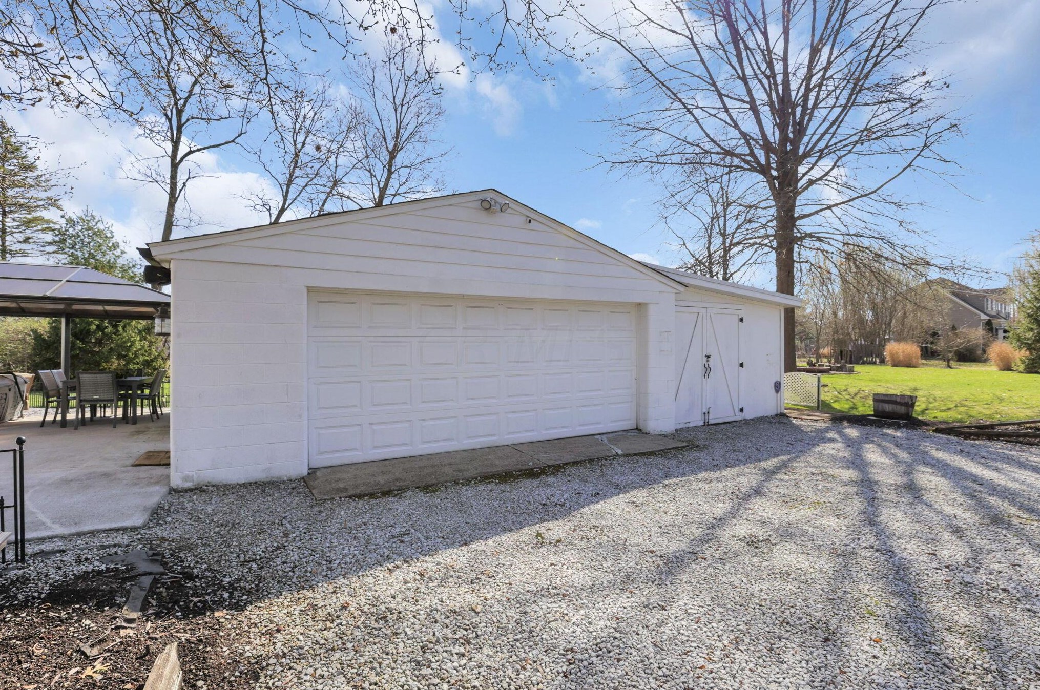 141 Park Rd, Columbus OH 43235-6429 exterior