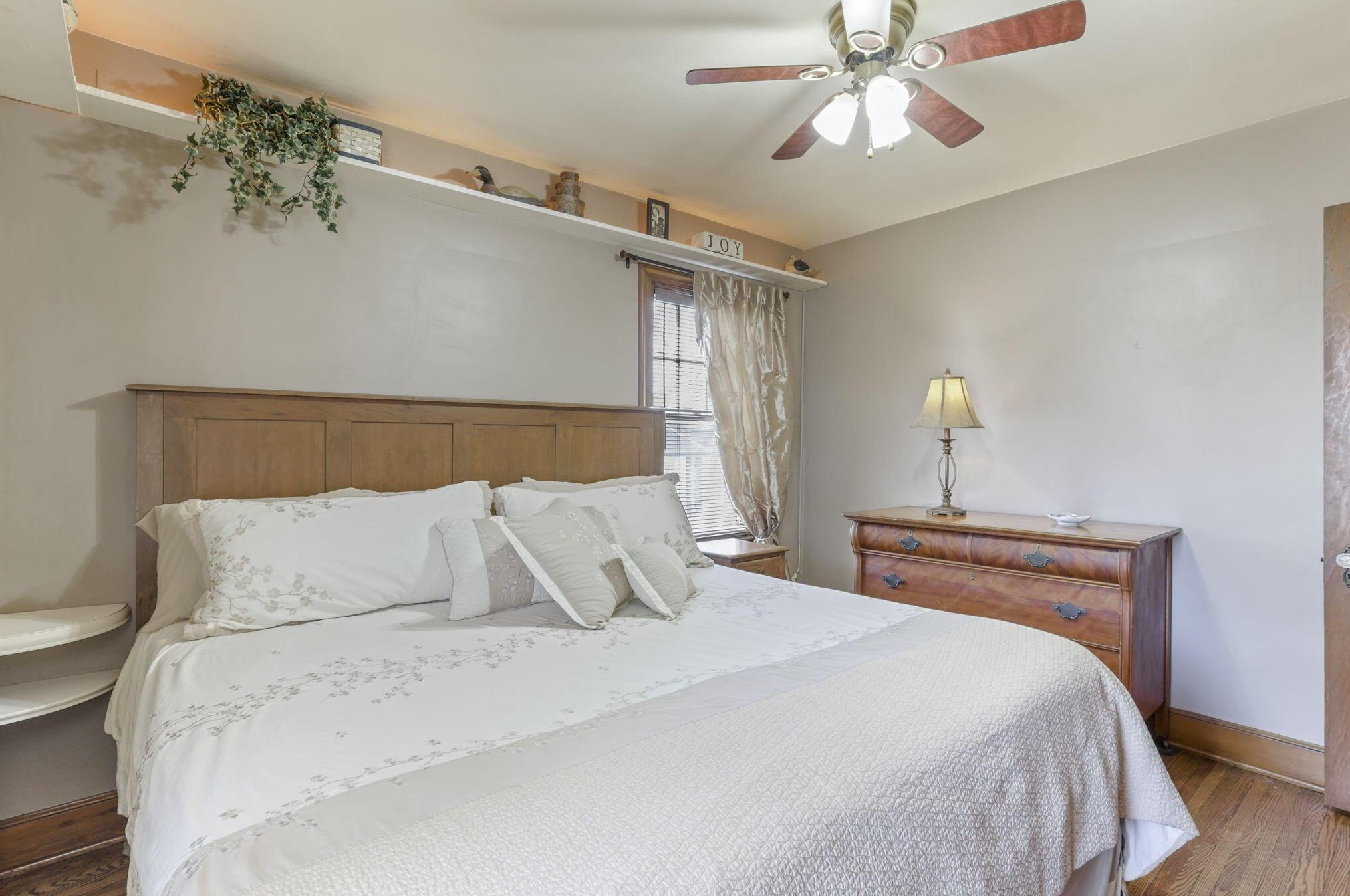 141 Park Rd, Columbus OH 43235-6429 exterior