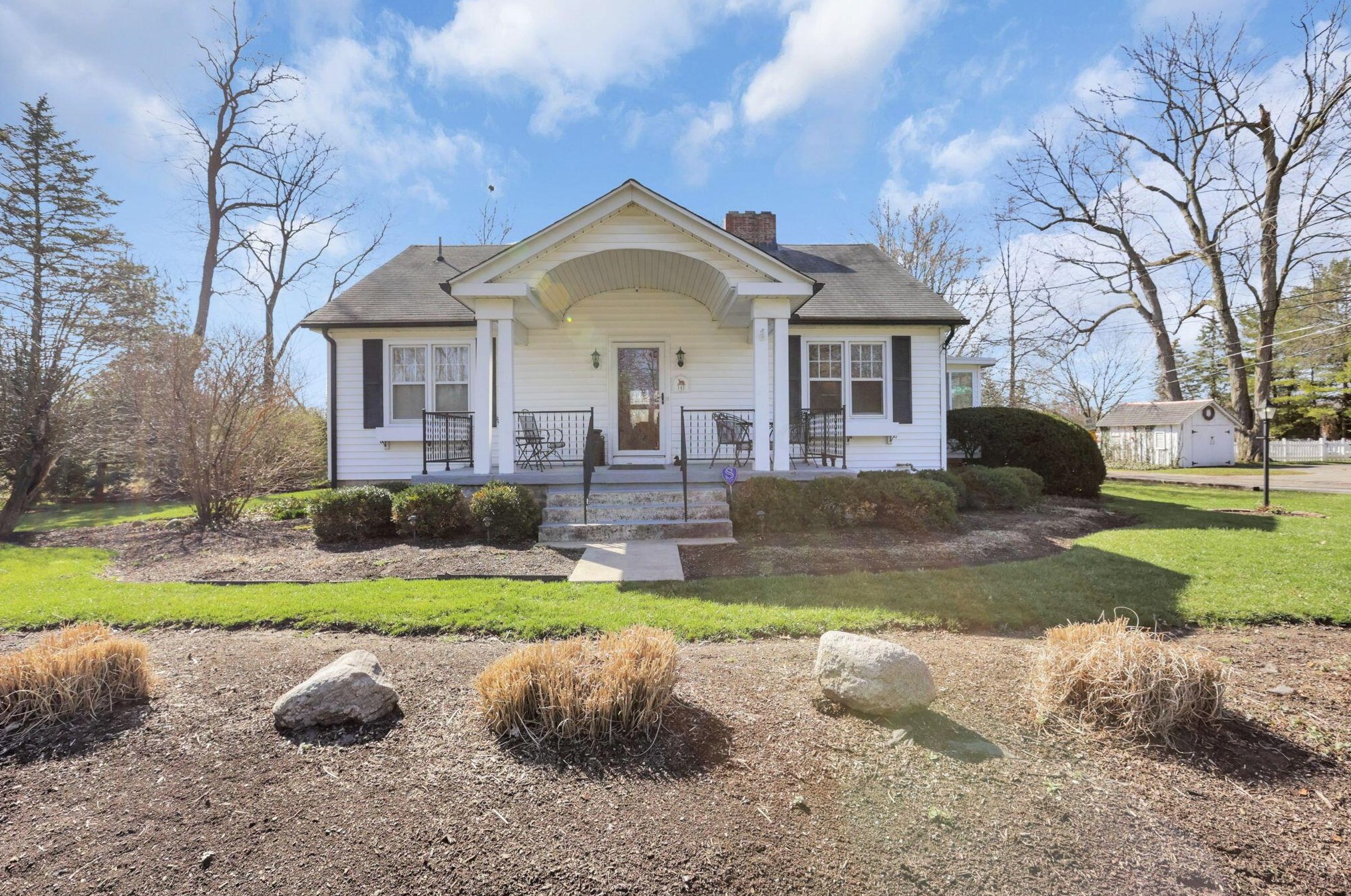 141 Park Rd, Columbus OH 43235-6429 exterior