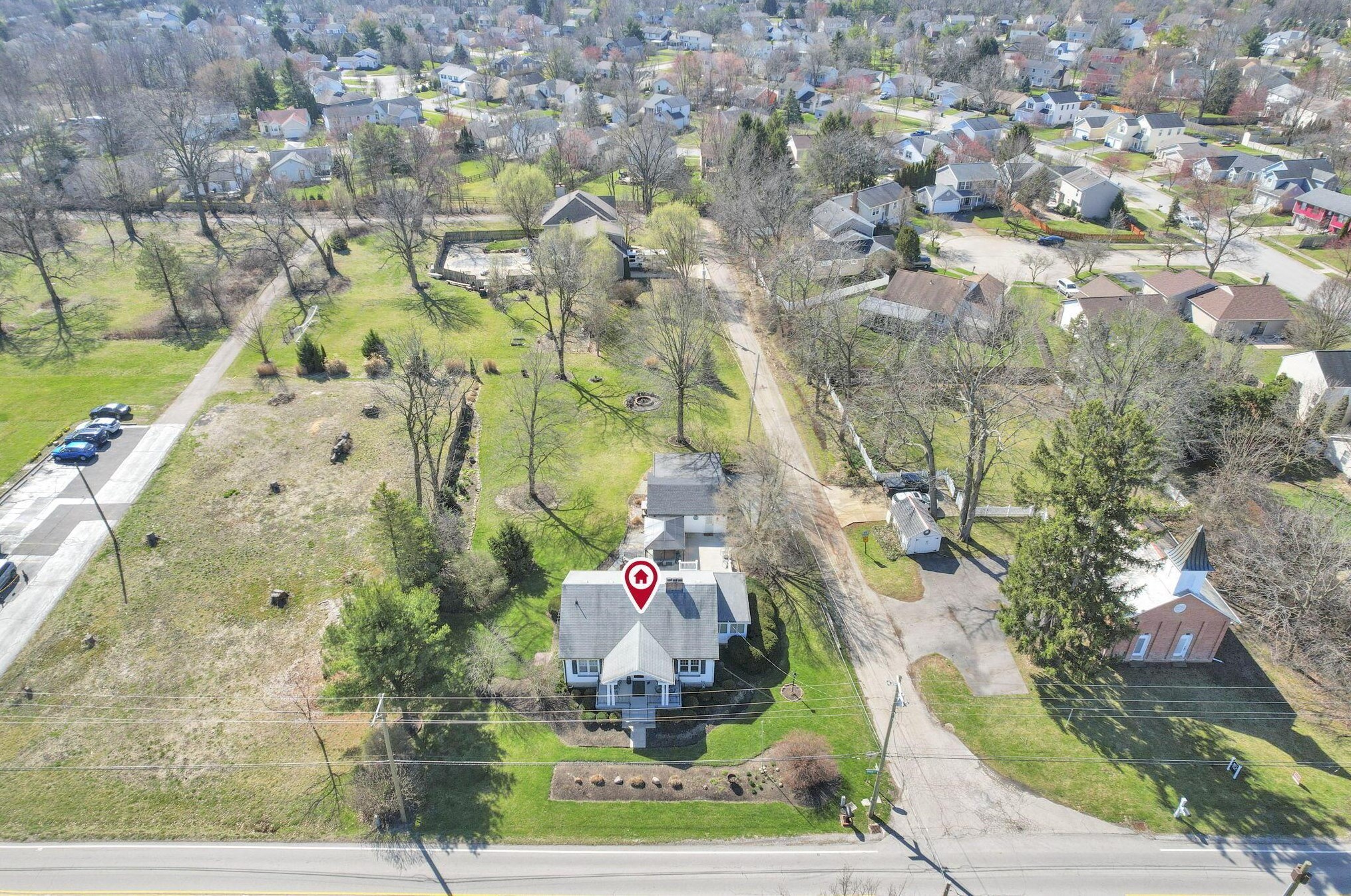 141 Park Rd, Columbus OH 43235-6429 exterior