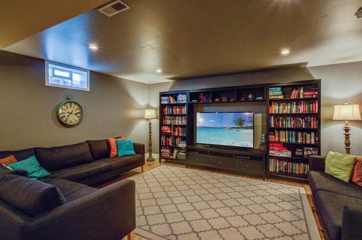 1729 Keela Dr, Pataskala OH  43062-7121 exterior