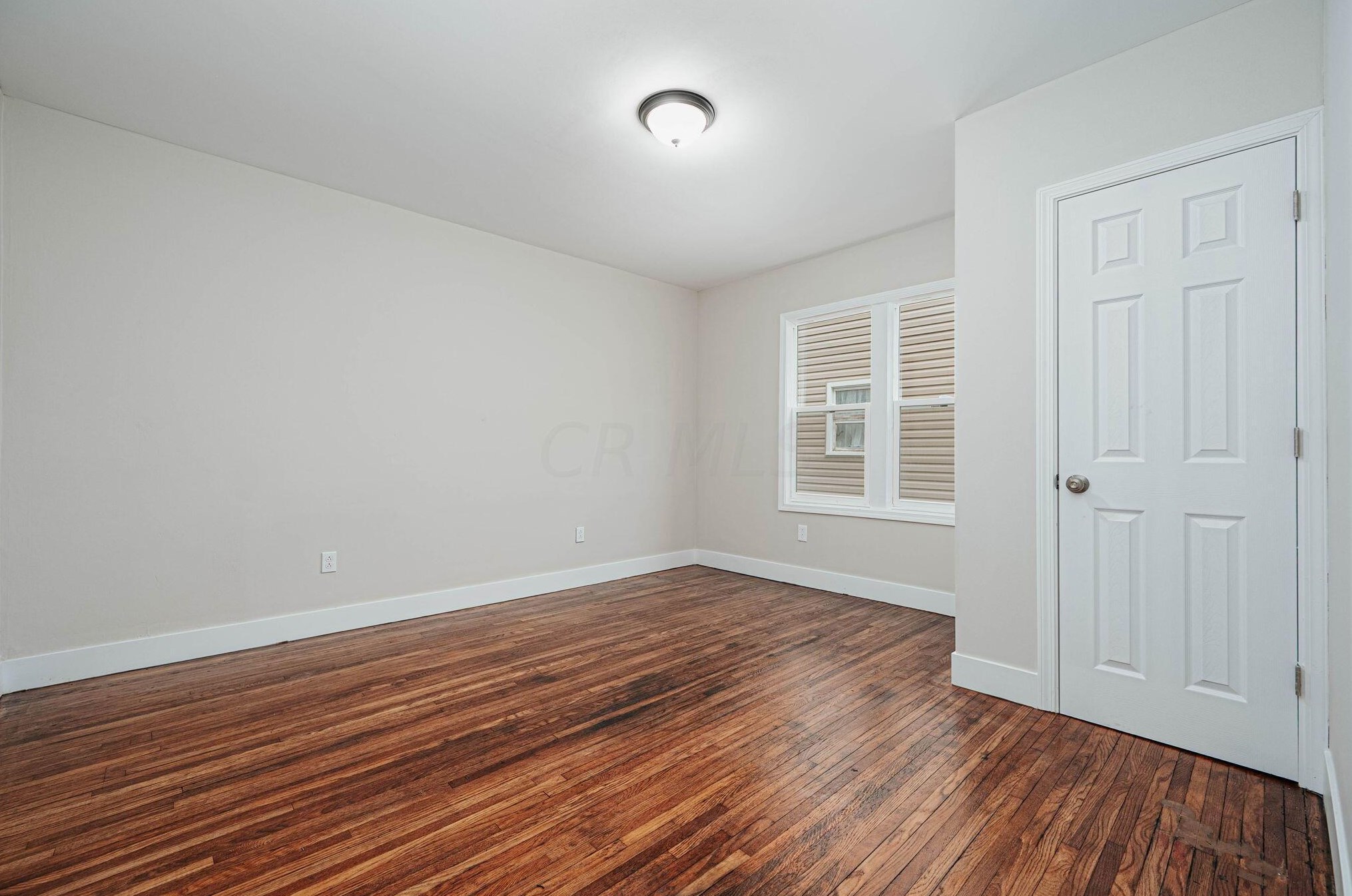 55 Huron Ave, Columbus OH 43204-2666 exterior