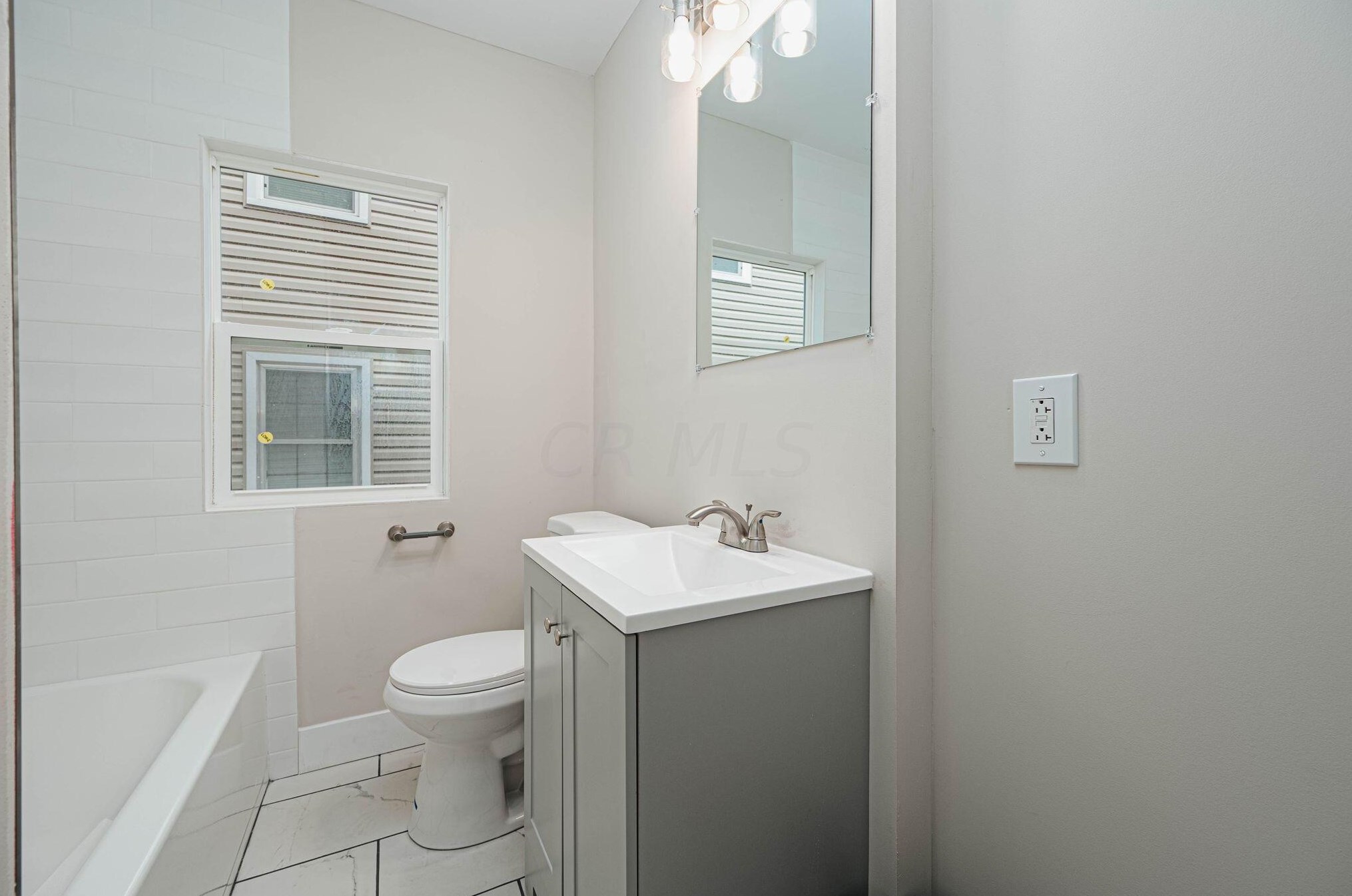 55 Huron Ave, Columbus OH 43204-2666 exterior