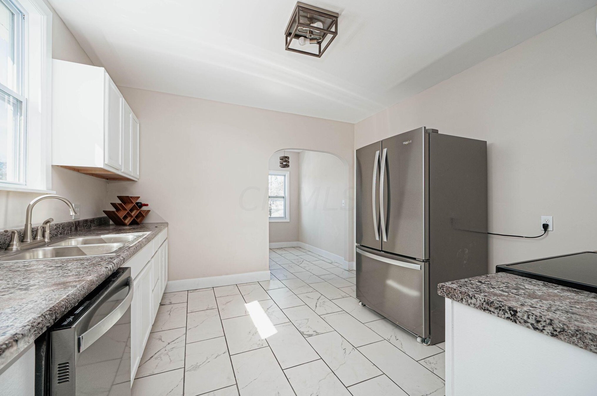 55 Huron Ave, Columbus OH 43204-2666 exterior