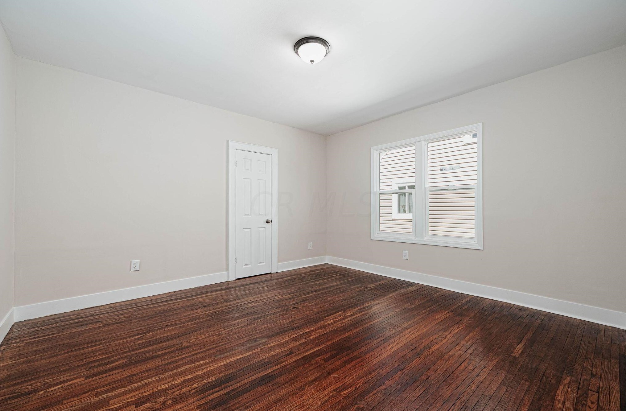 55 Huron Ave, Columbus OH 43204-2666 exterior