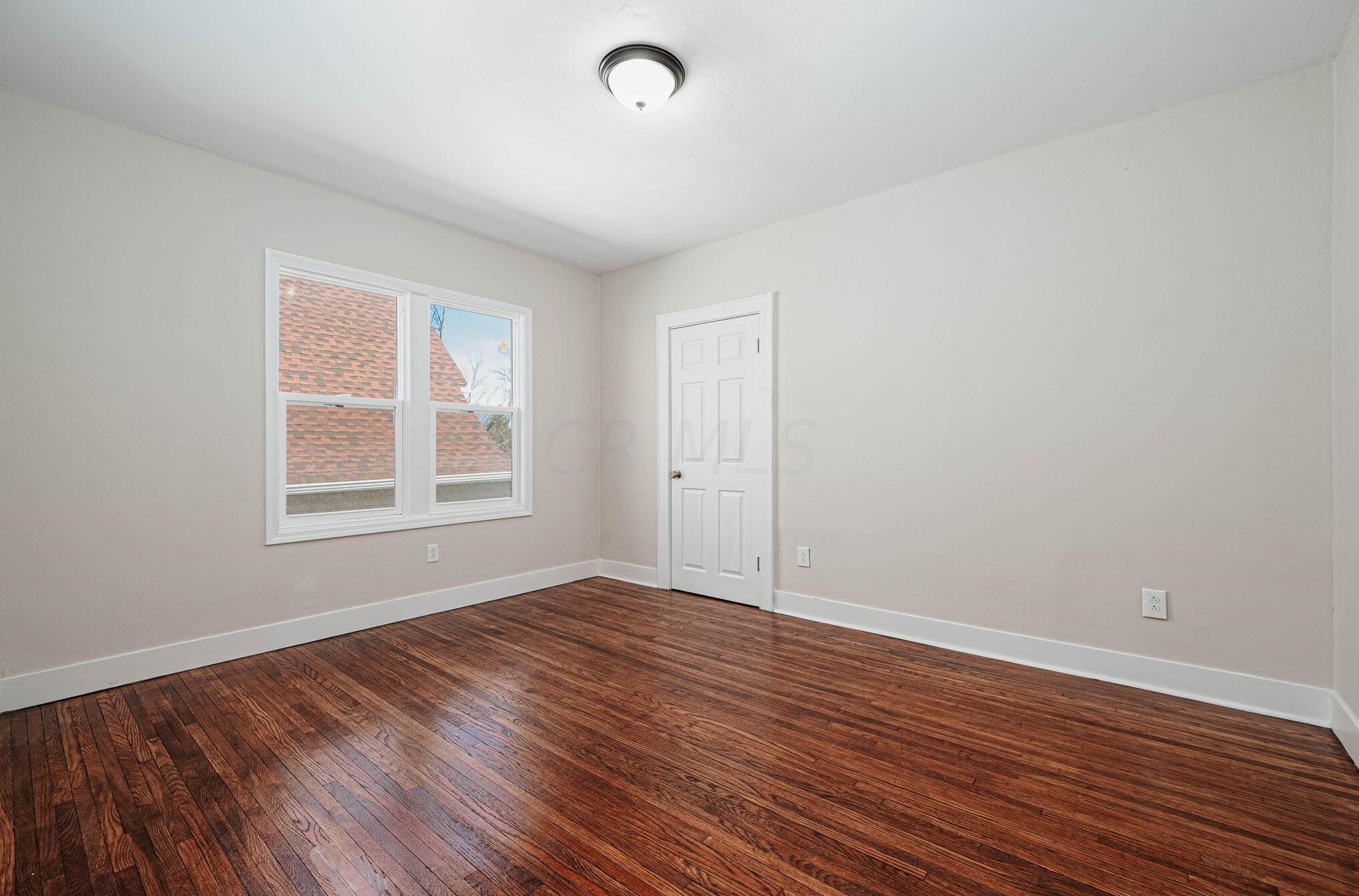 55 Huron Ave, Columbus OH 43204-2666 exterior