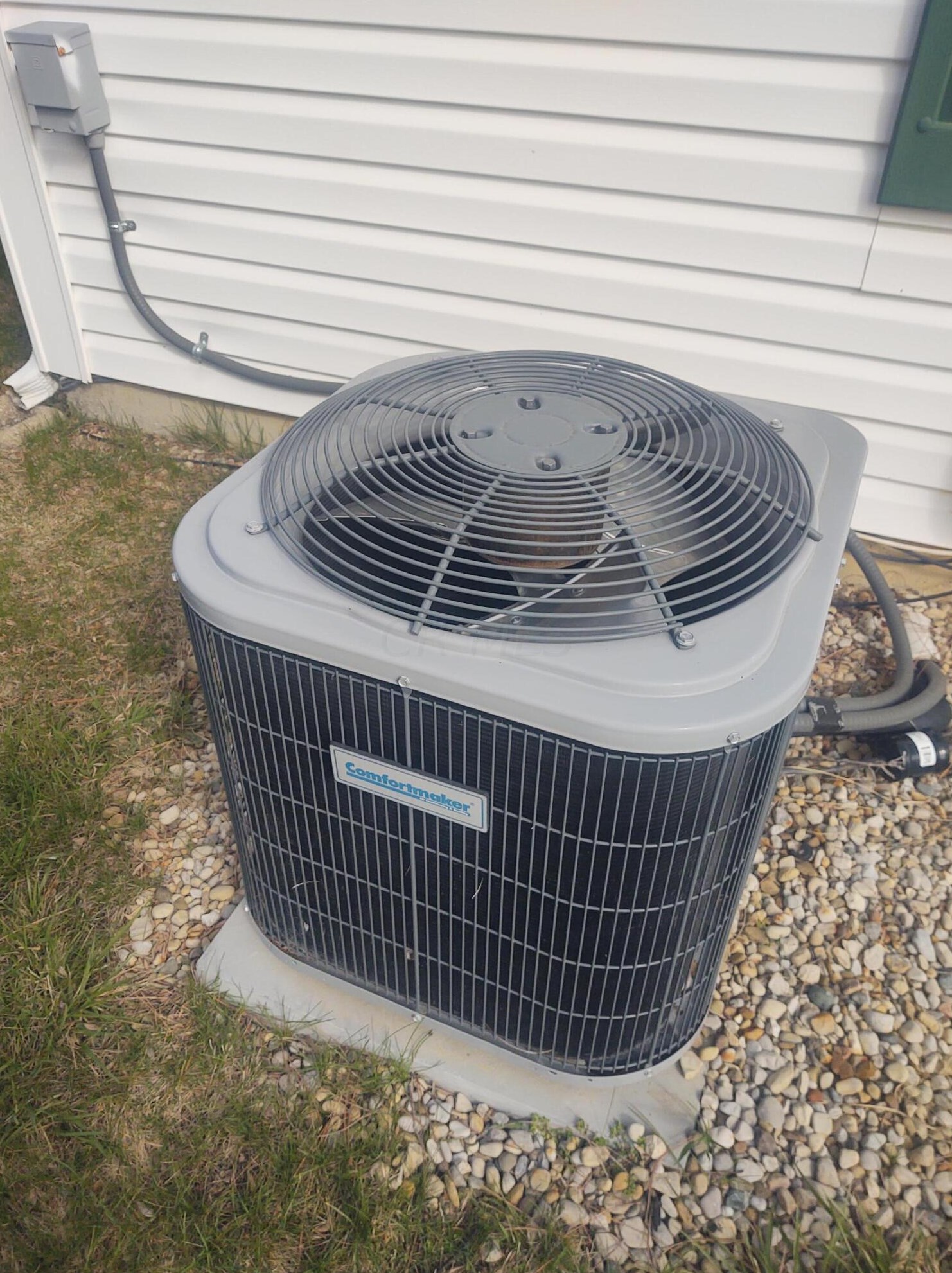 4709 Athalia Dr, Columbus OH 43228-6496 exterior