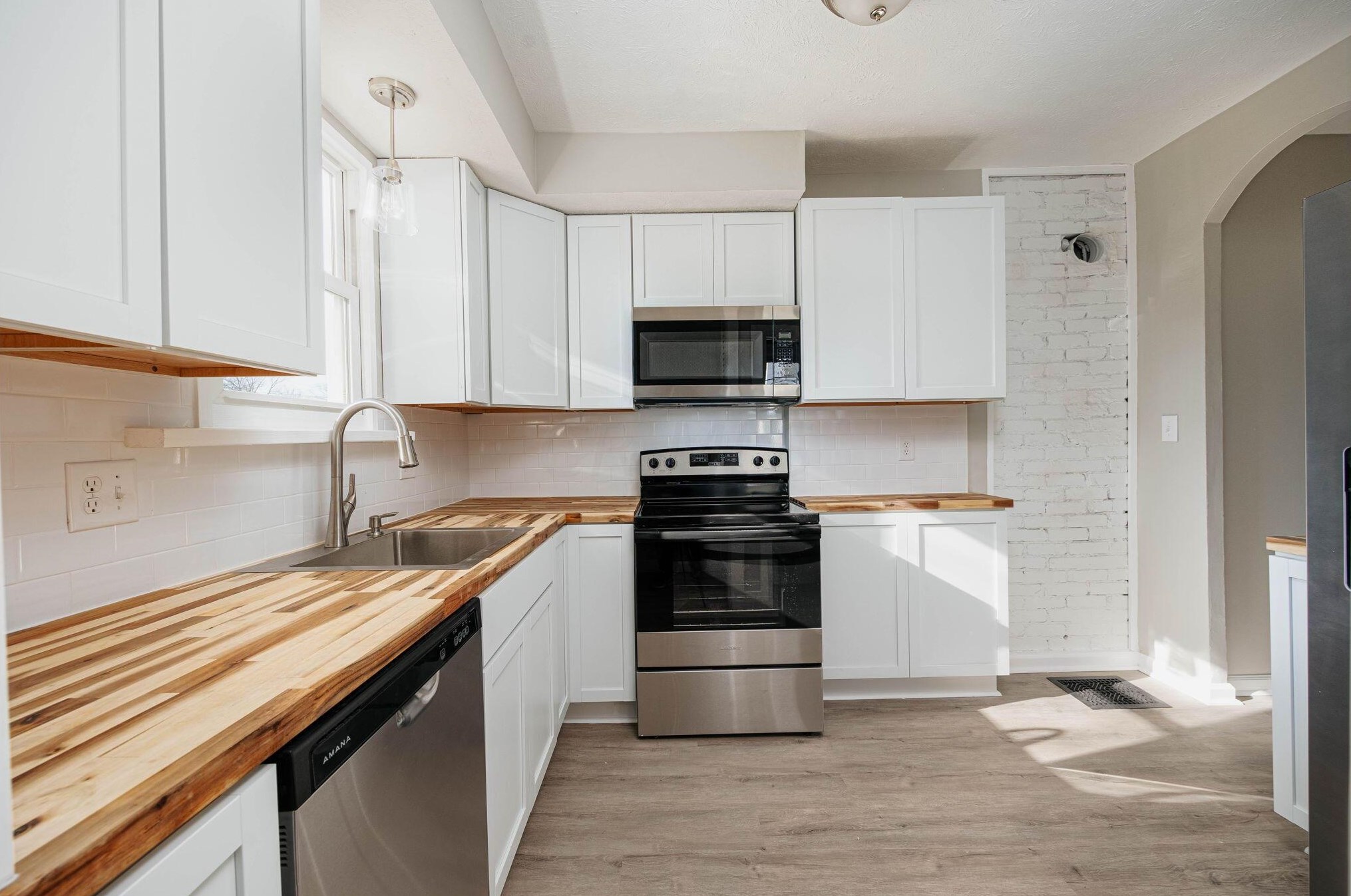 115 Chase Ave, Columbus OH 43204-2605 exterior