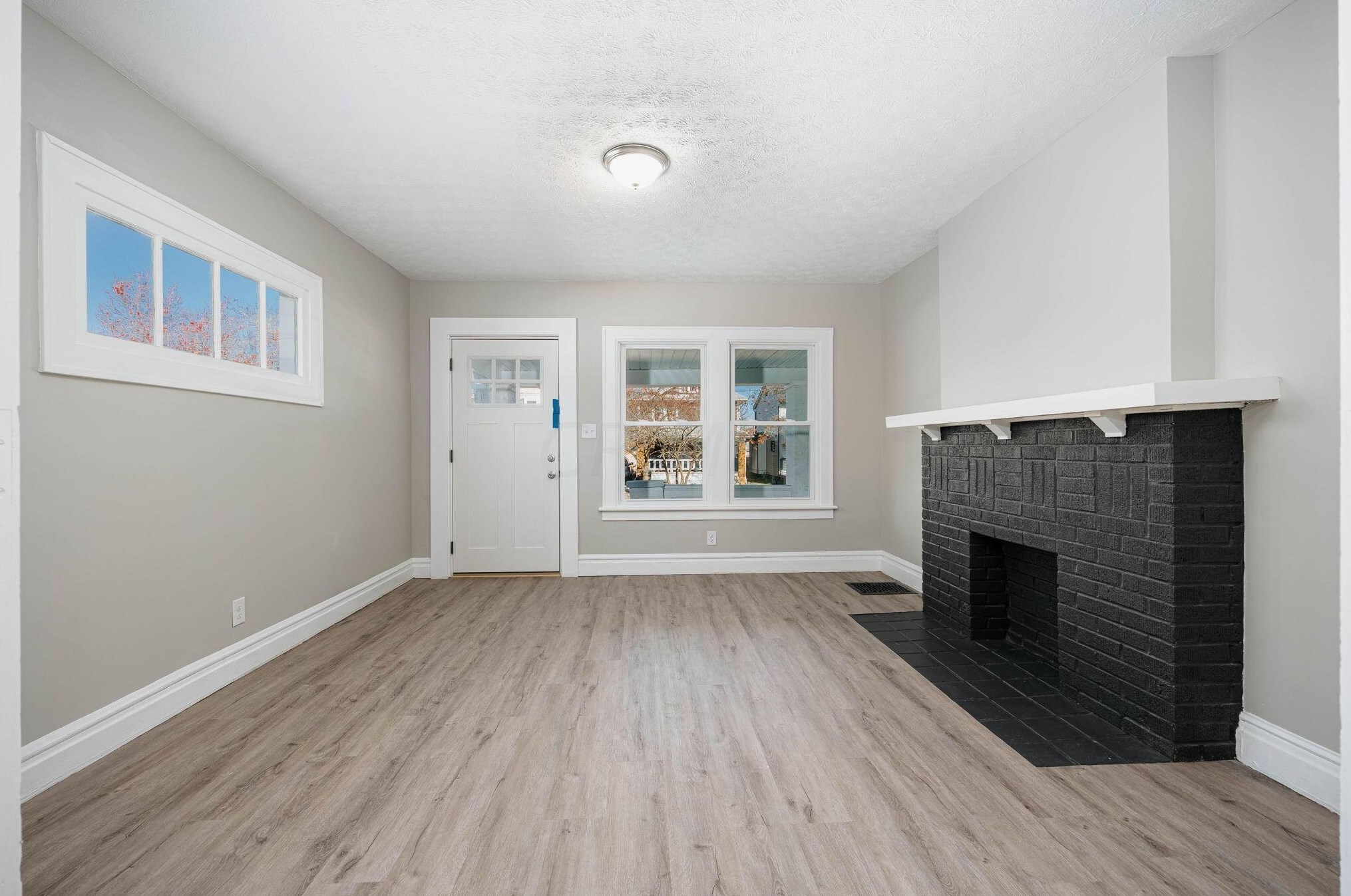 115 Chase Ave, Columbus OH 43204-2605 exterior