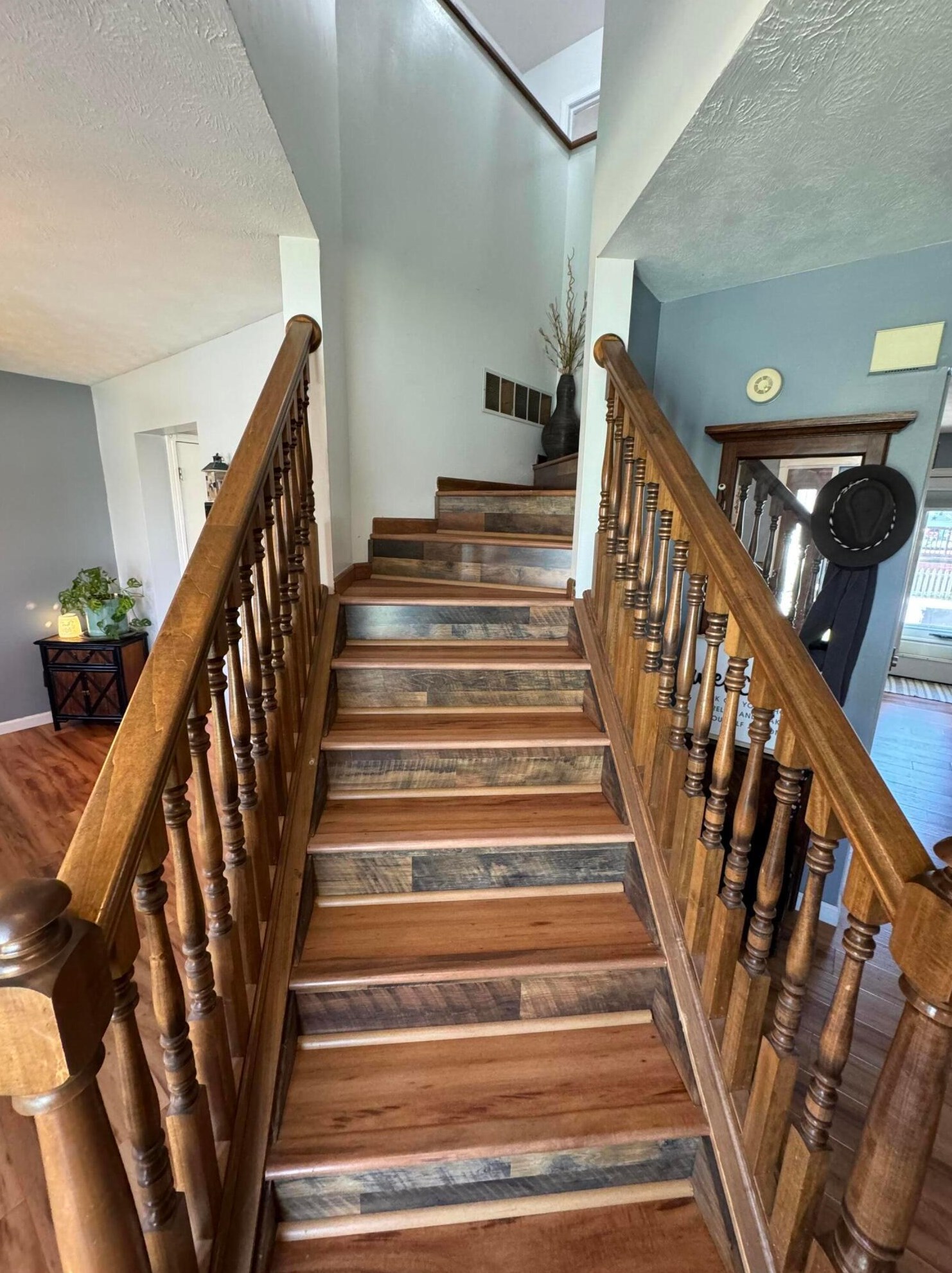 2747 Ashlar Dr, Springfield OH  45503-1862 exterior