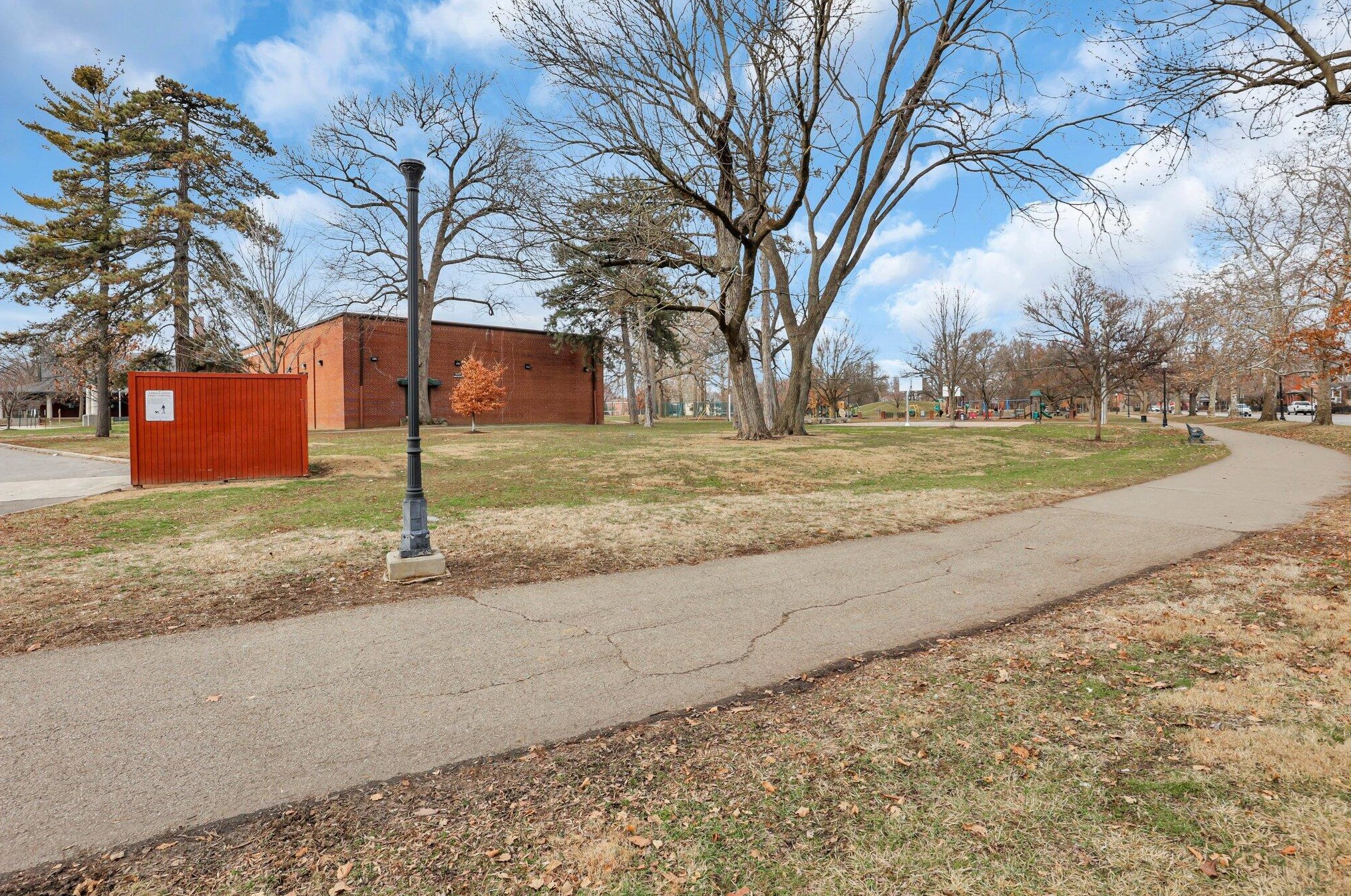 165 Frebis Ave, Columbus OH 43206-3725 exterior