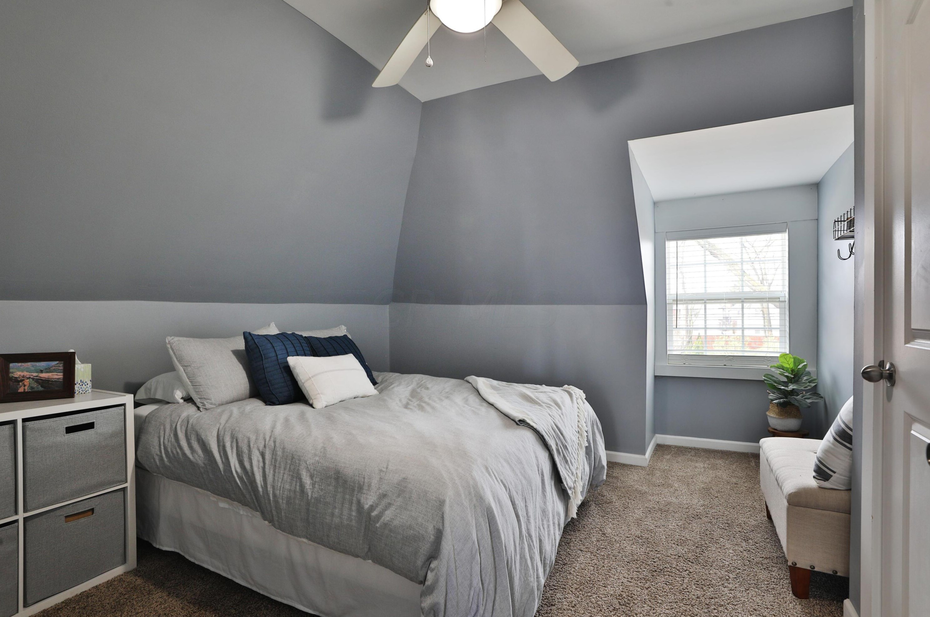 2346 Summit St, Columbus OH  43202-3112 exterior