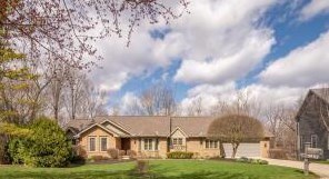 5882 Rothesay Ct, Dublin OH  43017-9447 exterior