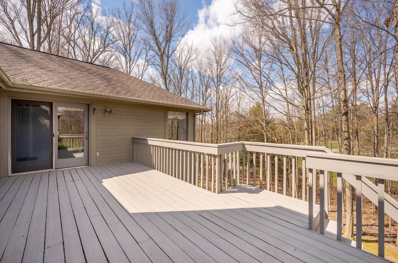 5882 Rothesay Ct, Dublin OH  43017-9447 exterior