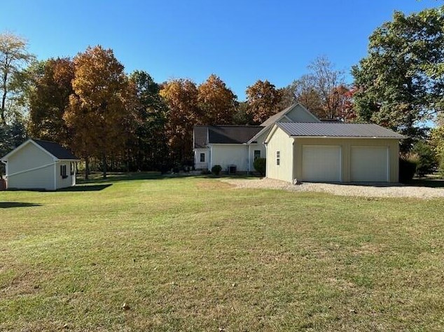 18465 Woodhaven Ln, Circleville OH  43113-8928 exterior