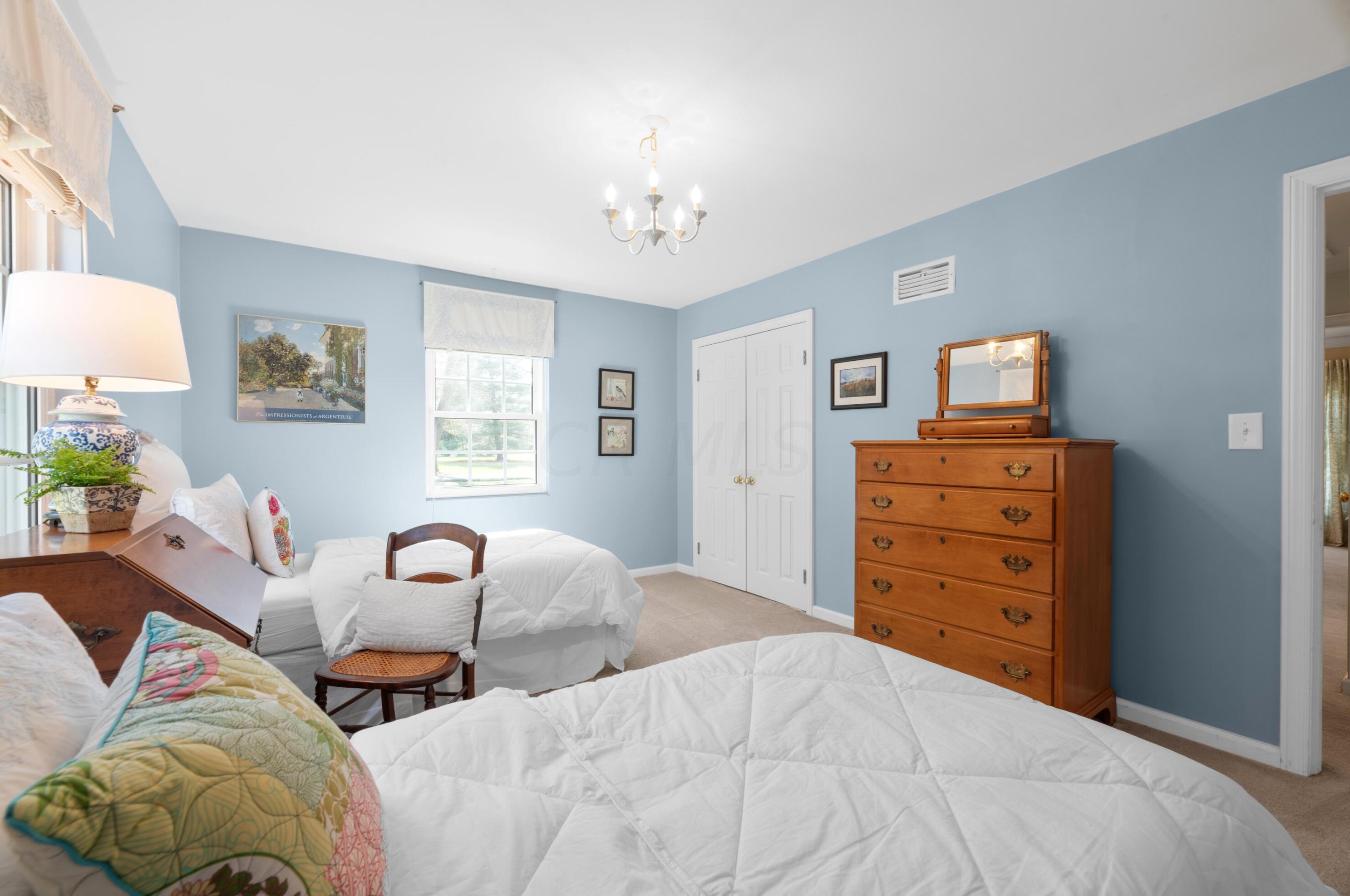 4248 Dublin Rd, Columbus OH 43221-5000 exterior