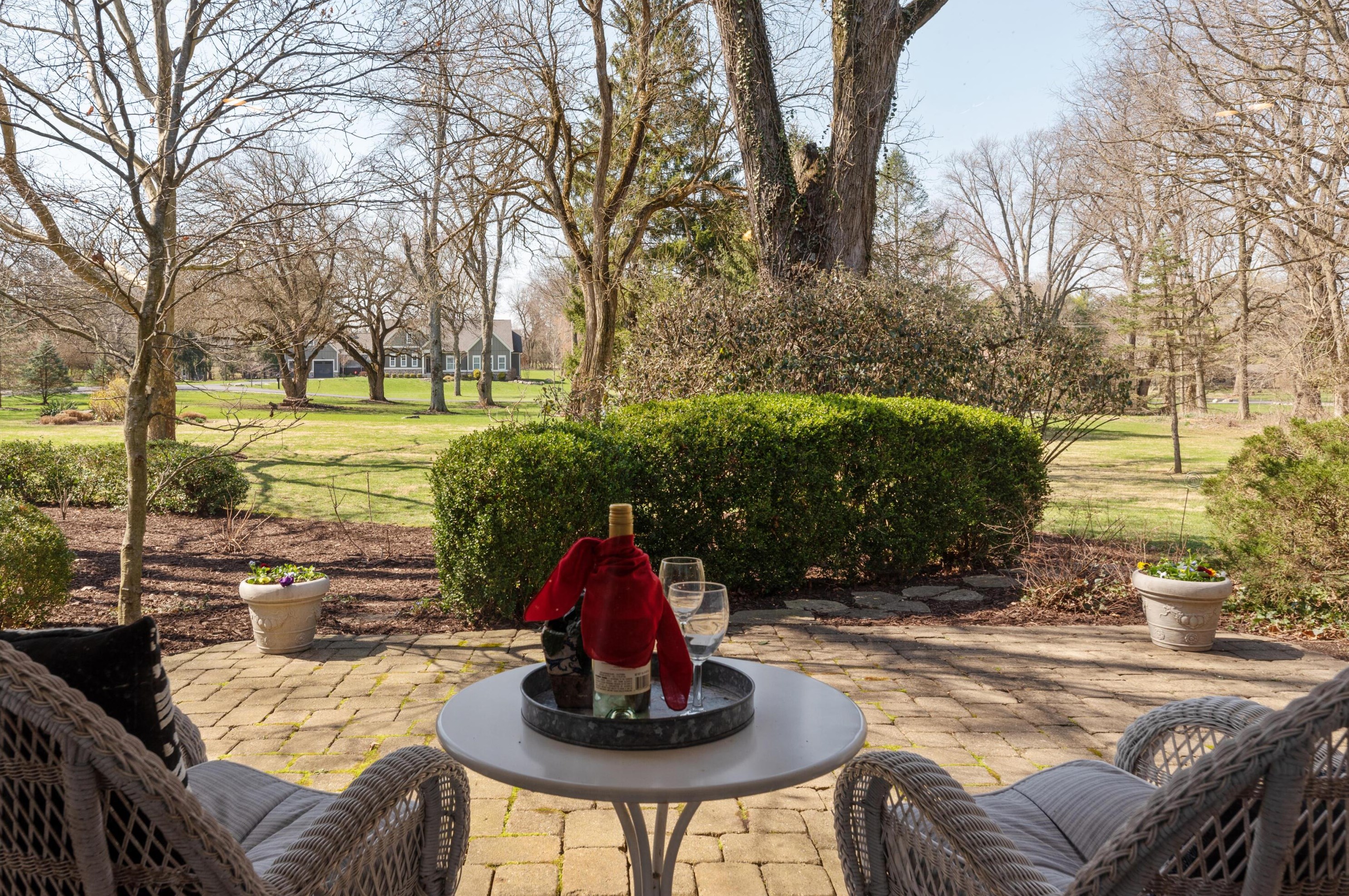 4248 Dublin Rd, Columbus OH 43221-5000 exterior