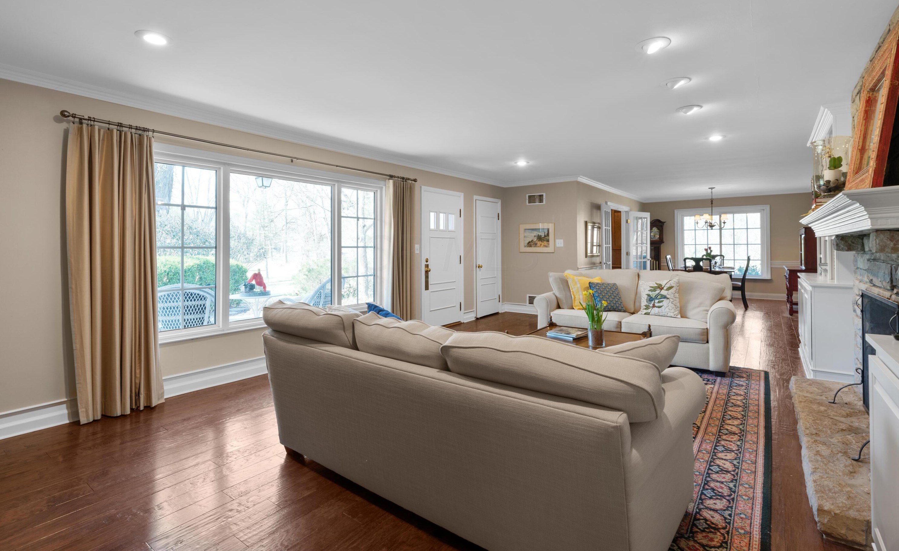 4248 Dublin Rd, Columbus OH 43221-5000 exterior