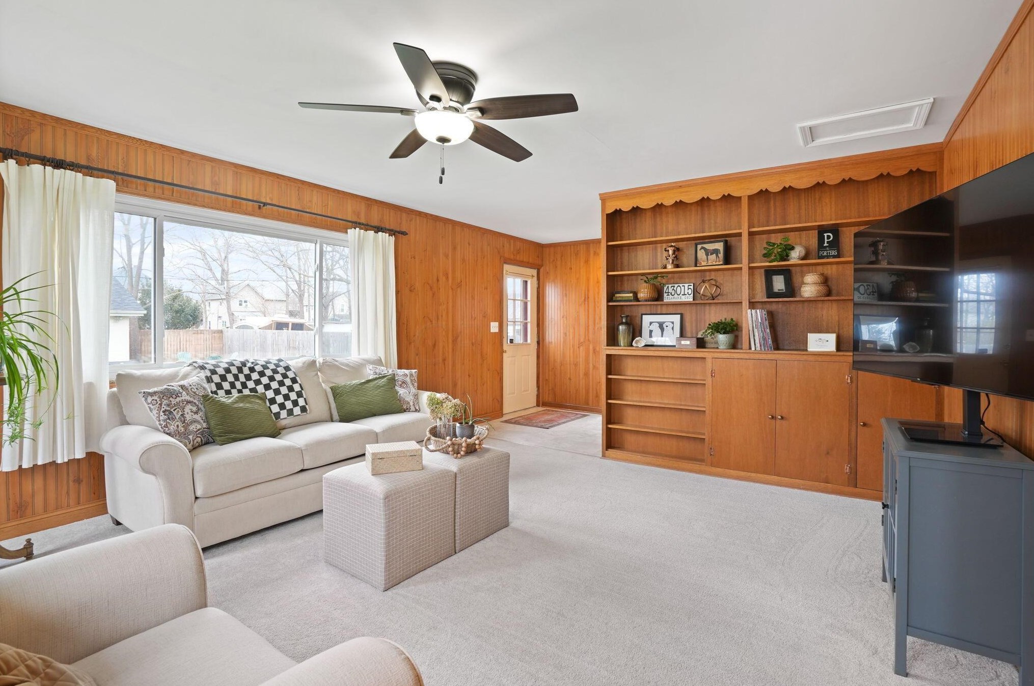 48 Columbus Ave, Delaware OH  43015-2414 exterior