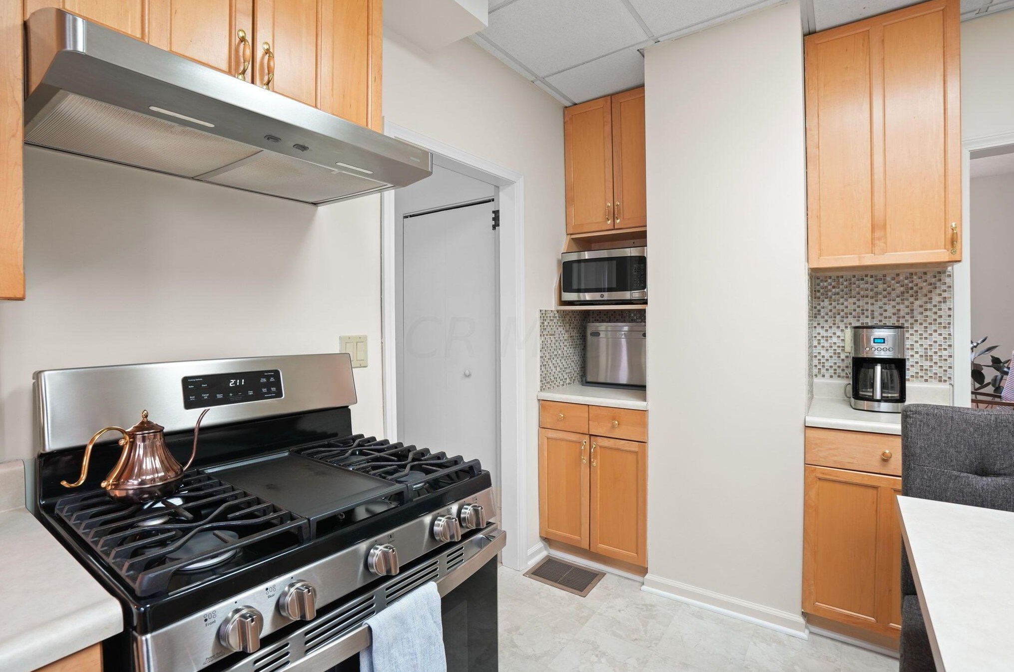 48 Columbus Ave, Delaware OH  43015-2414 exterior