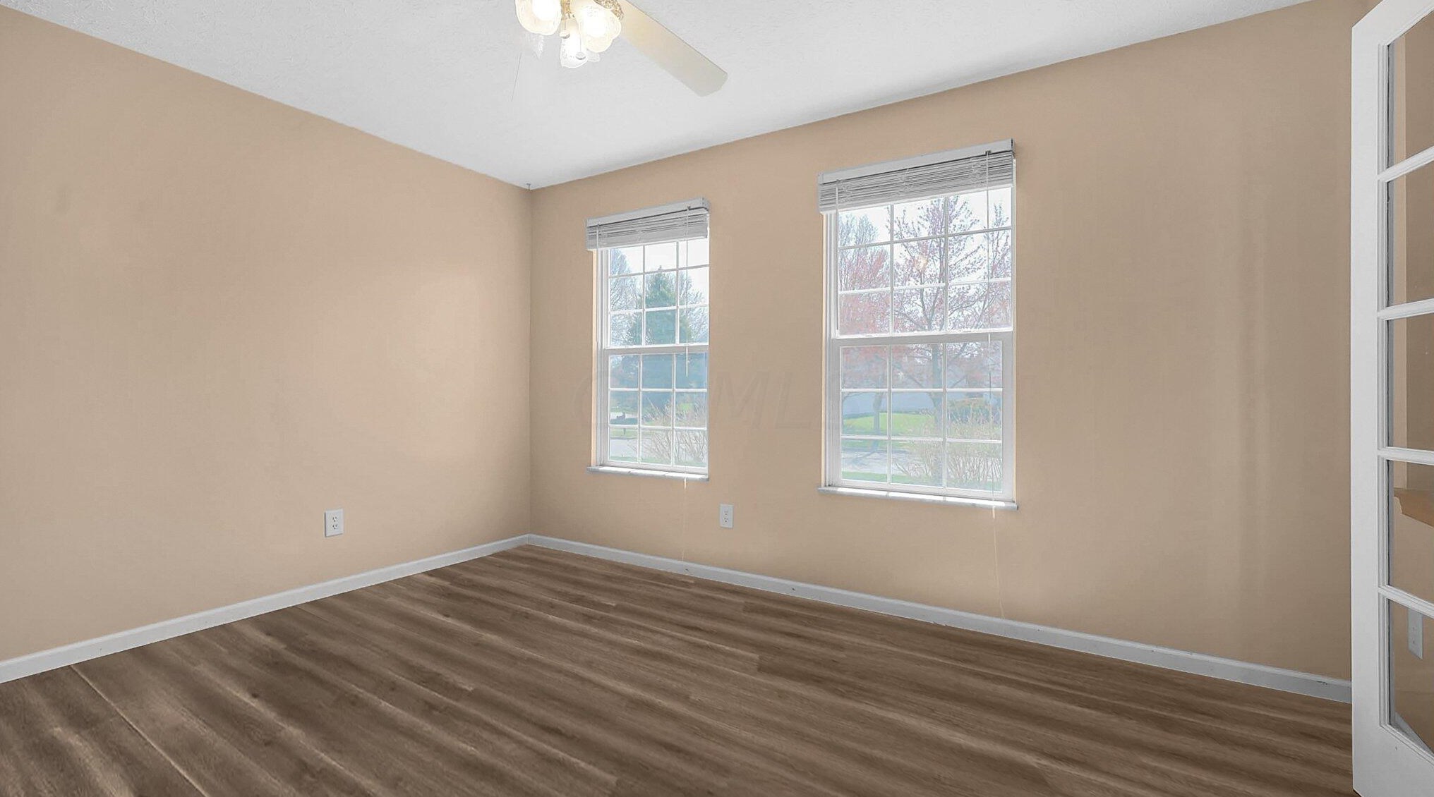 365 Eddington Dr, Pataskala OH  43062-7330 exterior