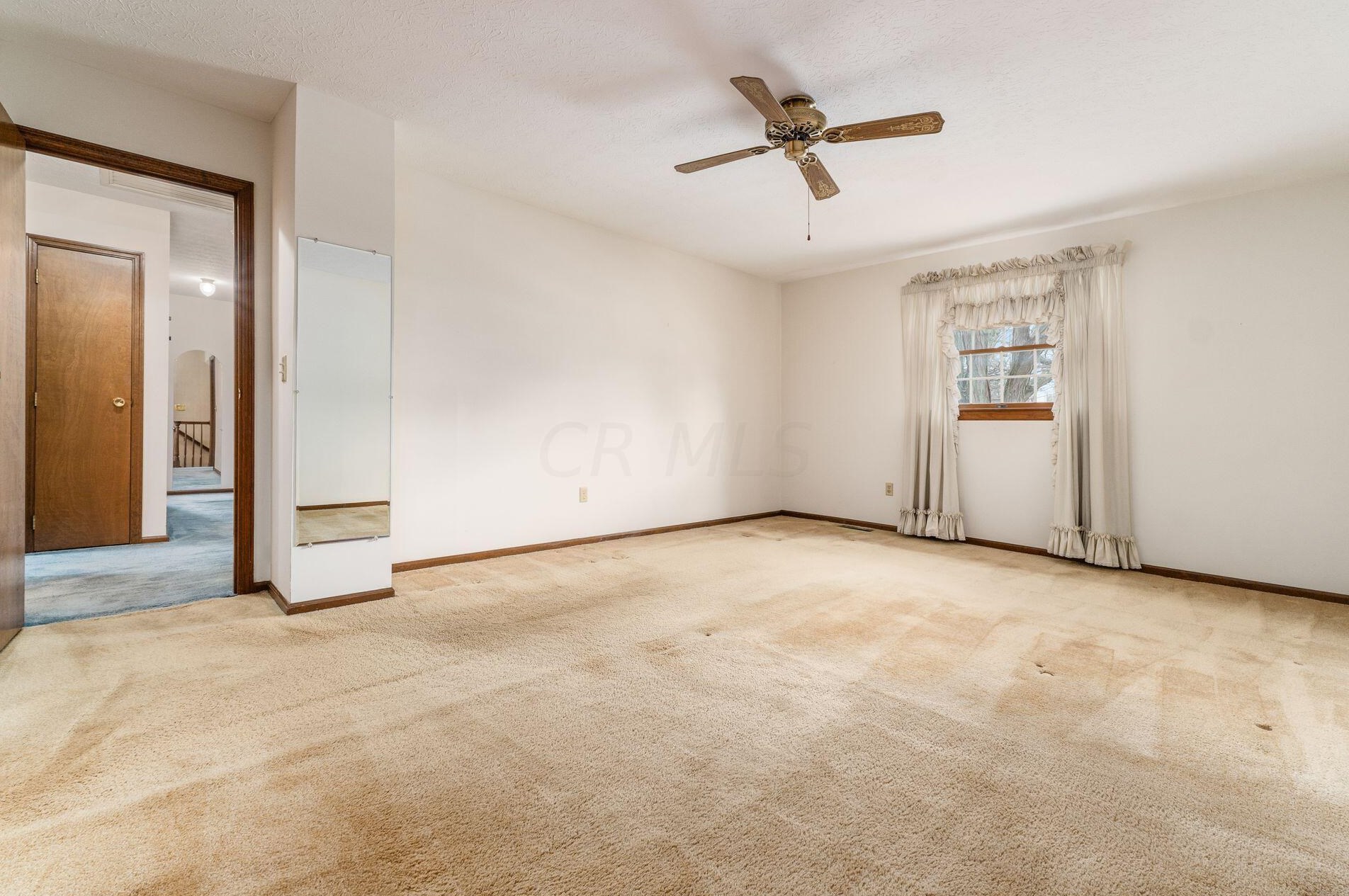 1806 Red Fern Dr, Columbus OH 43229-1425 exterior