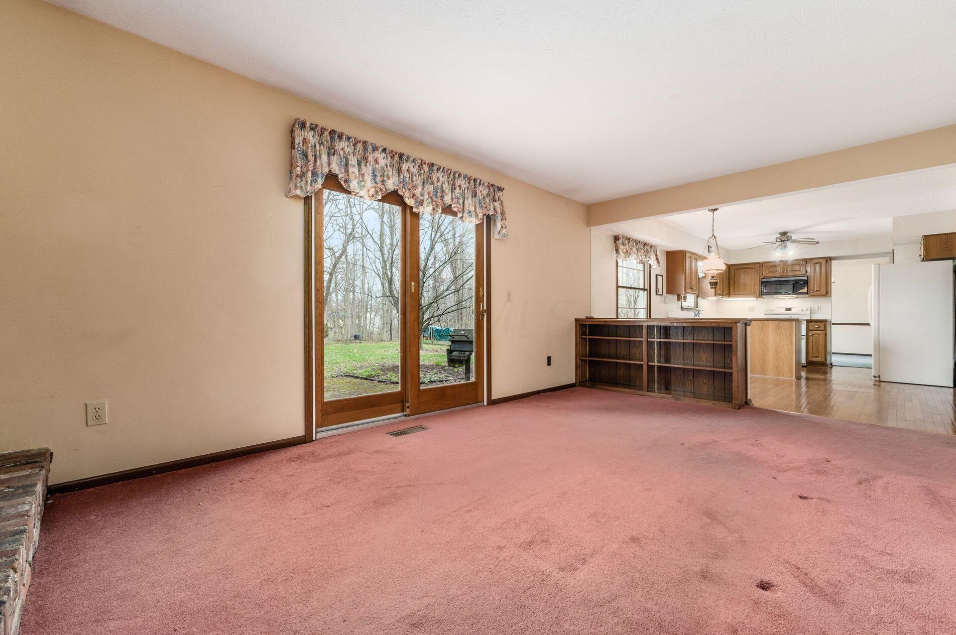 1806 Red Fern Dr, Columbus OH 43229-1425 exterior