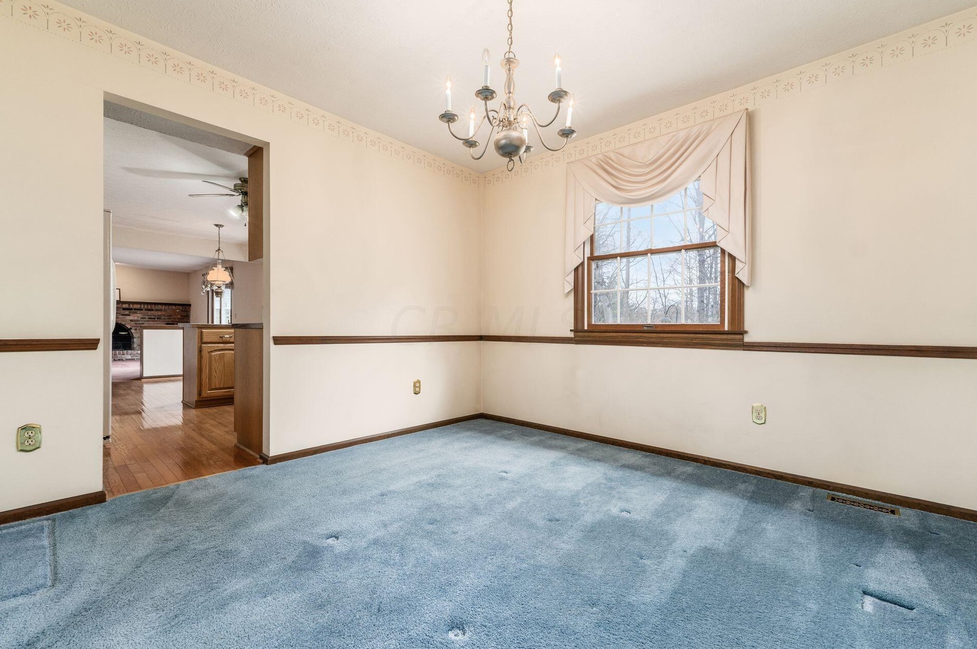 1806 Red Fern Dr, Columbus OH 43229-1425 exterior