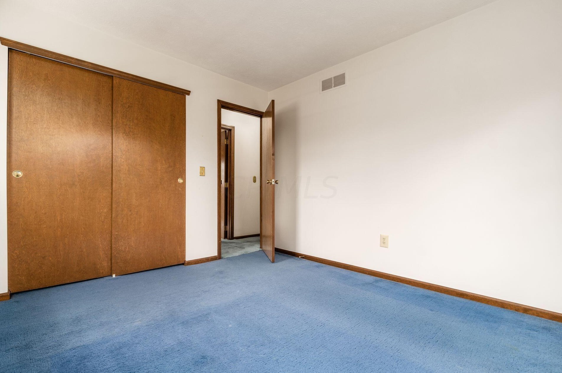 1806 Red Fern Dr, Columbus OH 43229-1425 exterior