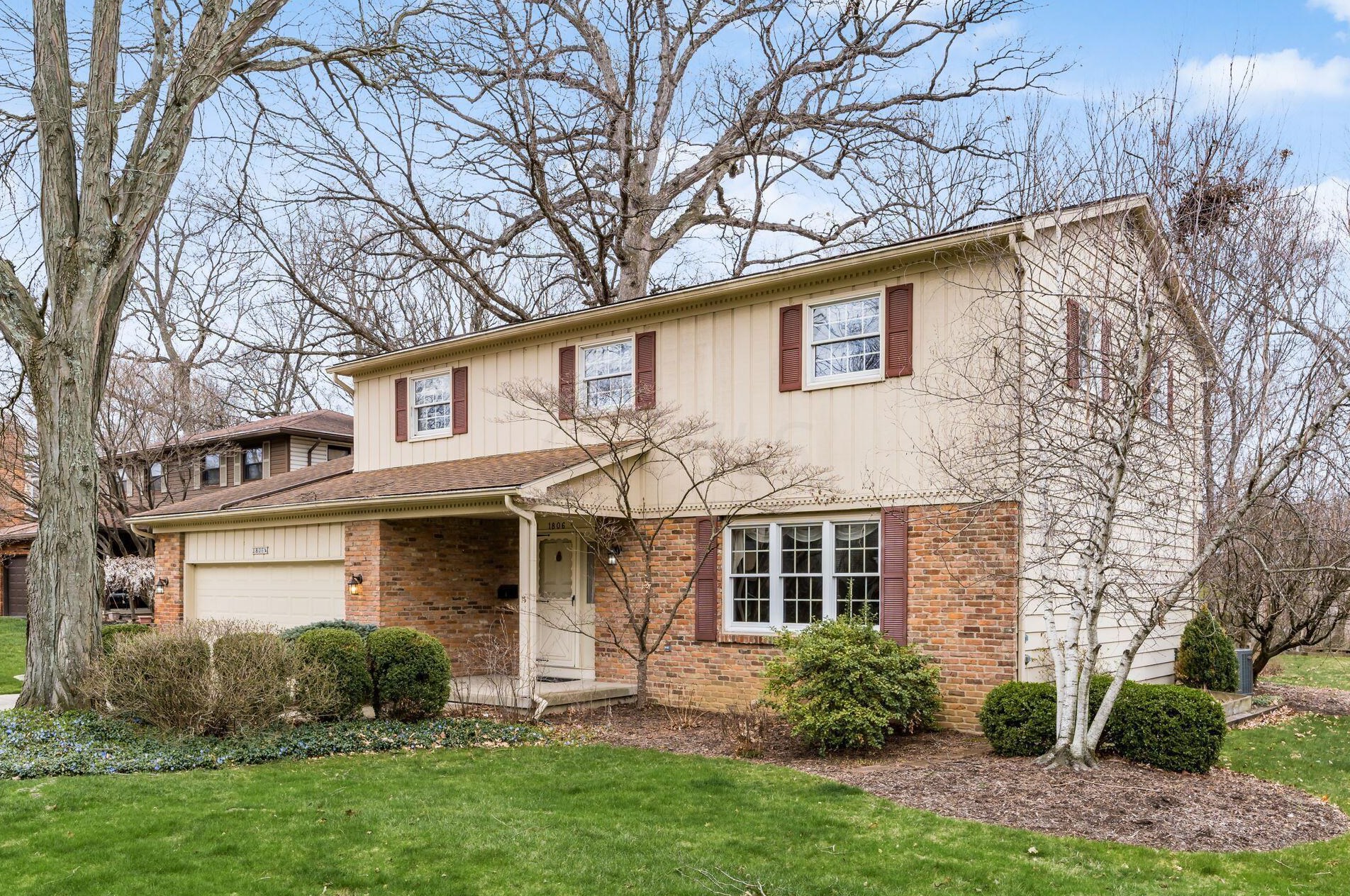 1806 Red Fern Dr, Columbus OH 43229-1425 exterior