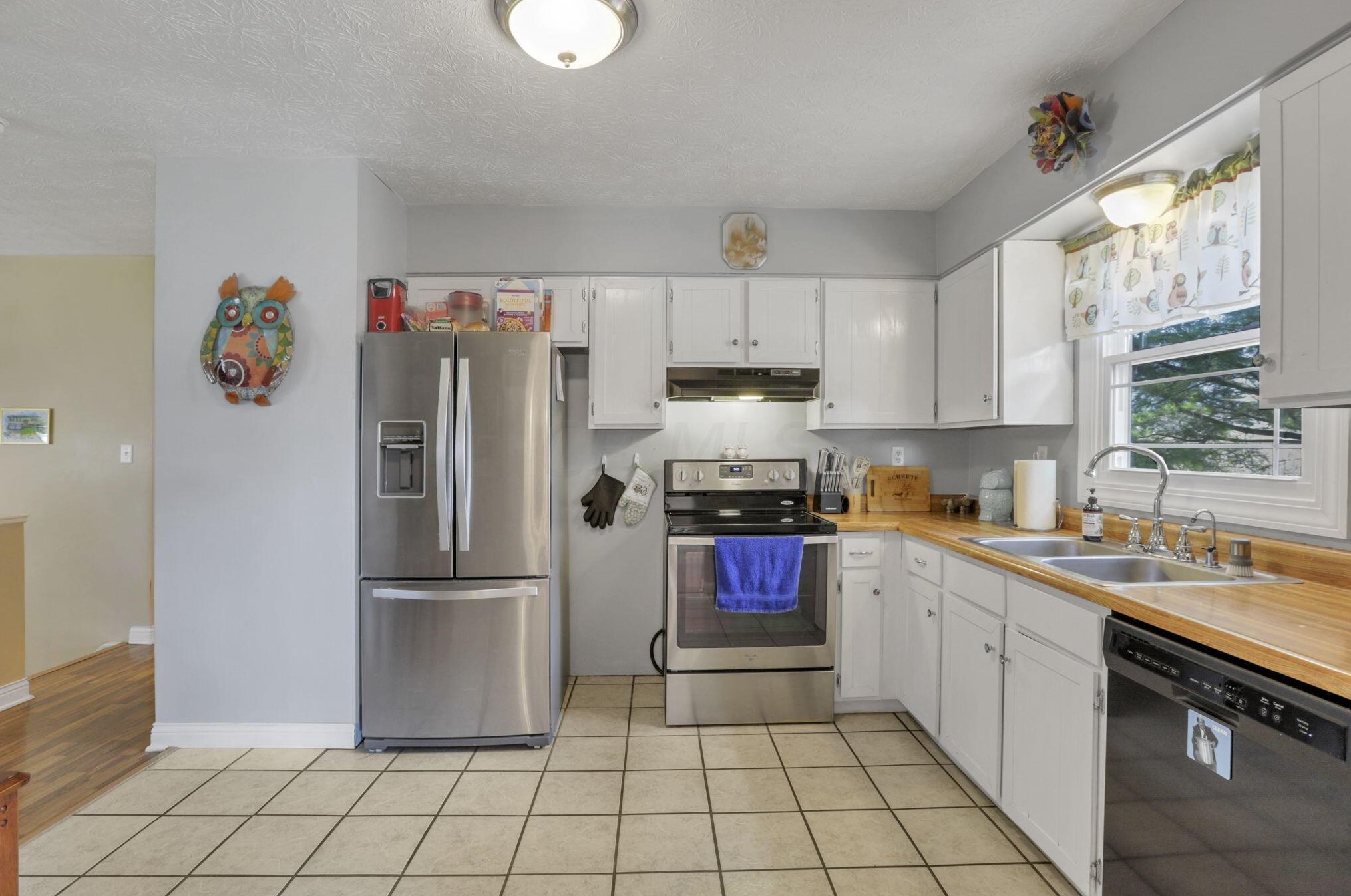 2514 Heidelberg Dr, Lancaster OH  43130-9068 exterior