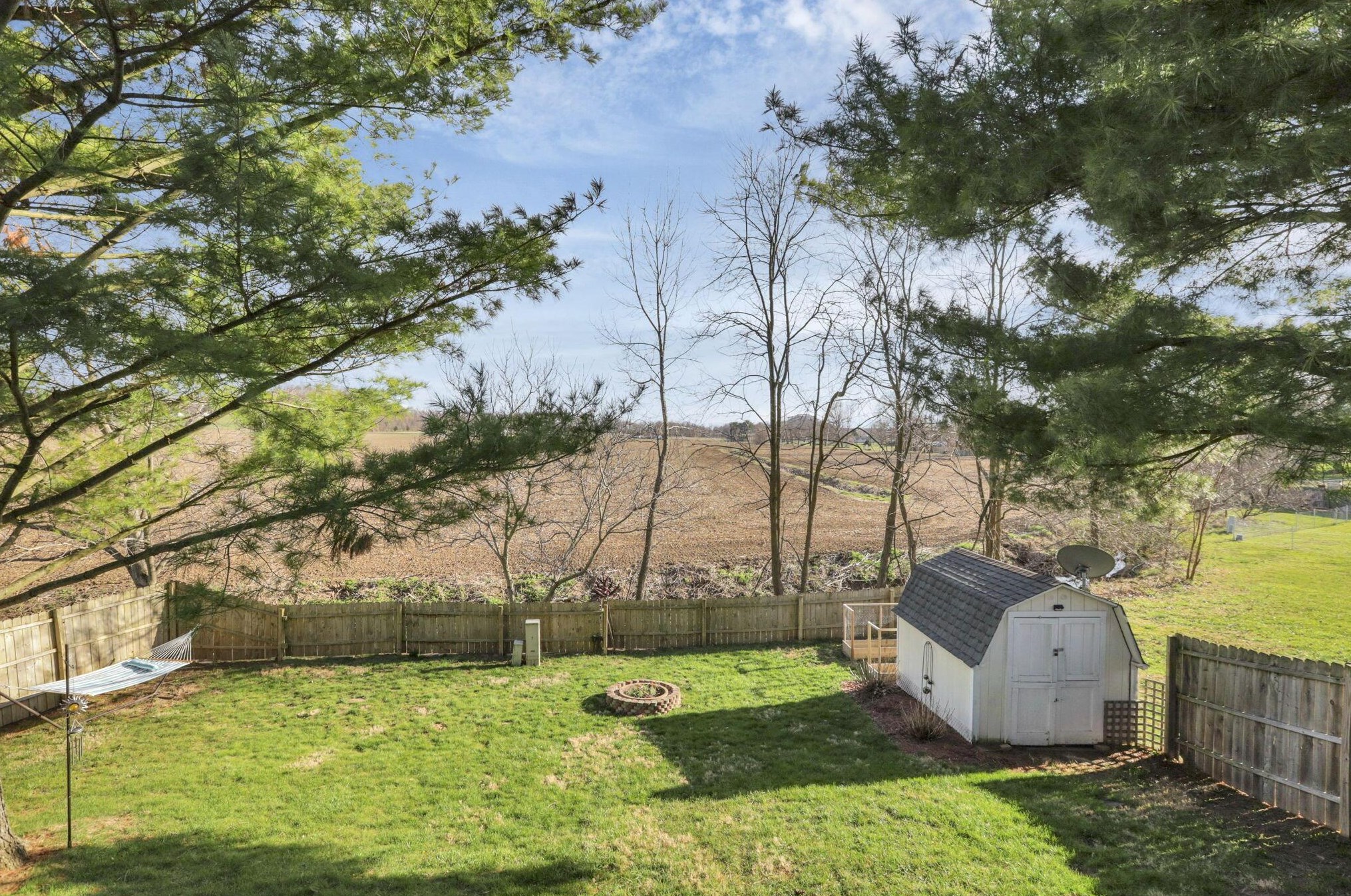 2514 Heidelberg Dr, Lancaster OH  43130-9068 exterior