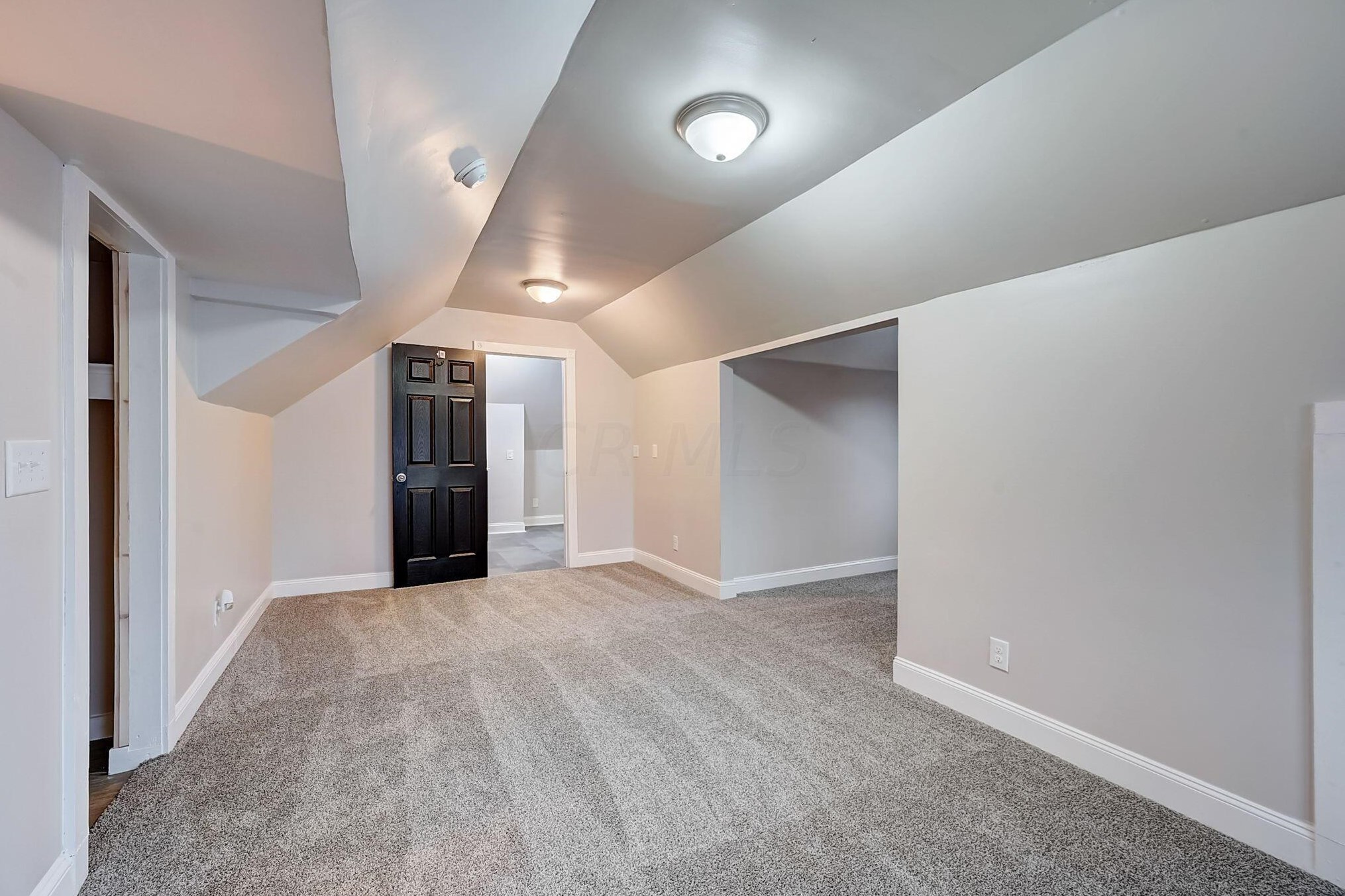 1468 Whittier St, Columbus OH 43206-1864 exterior